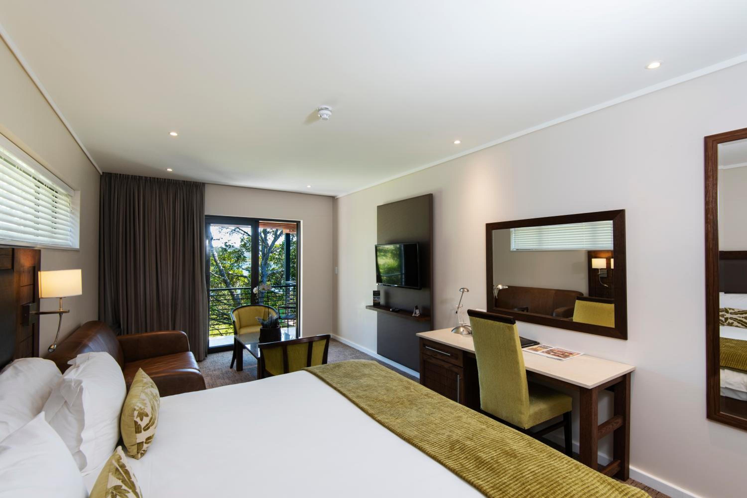 Executive Twin Room - Photo 1