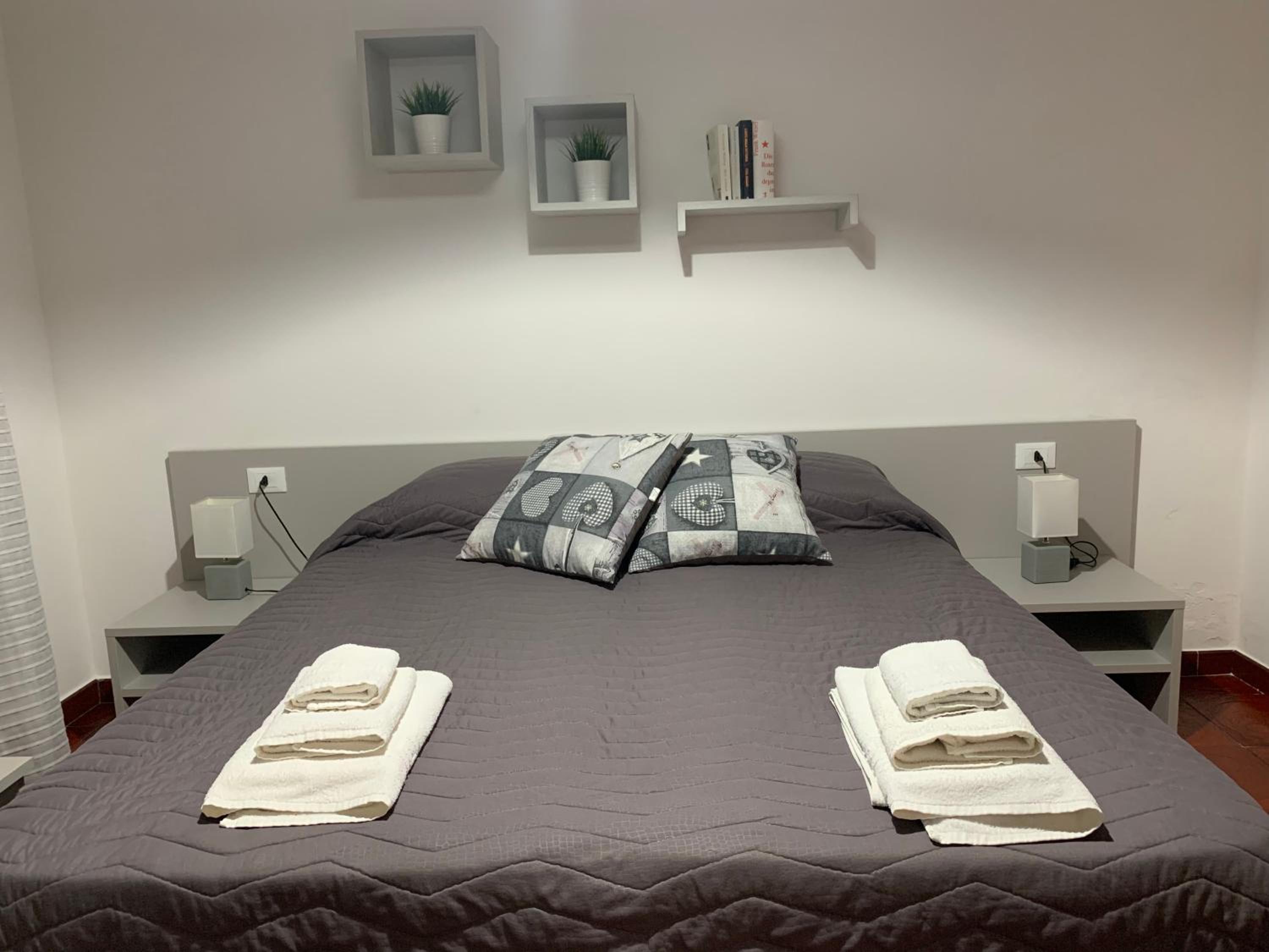Double Or Twin Room With Private Bathroom photo 3