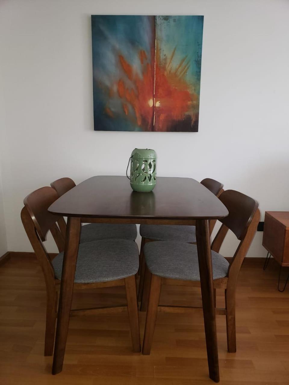 Studio Apartment photo 2