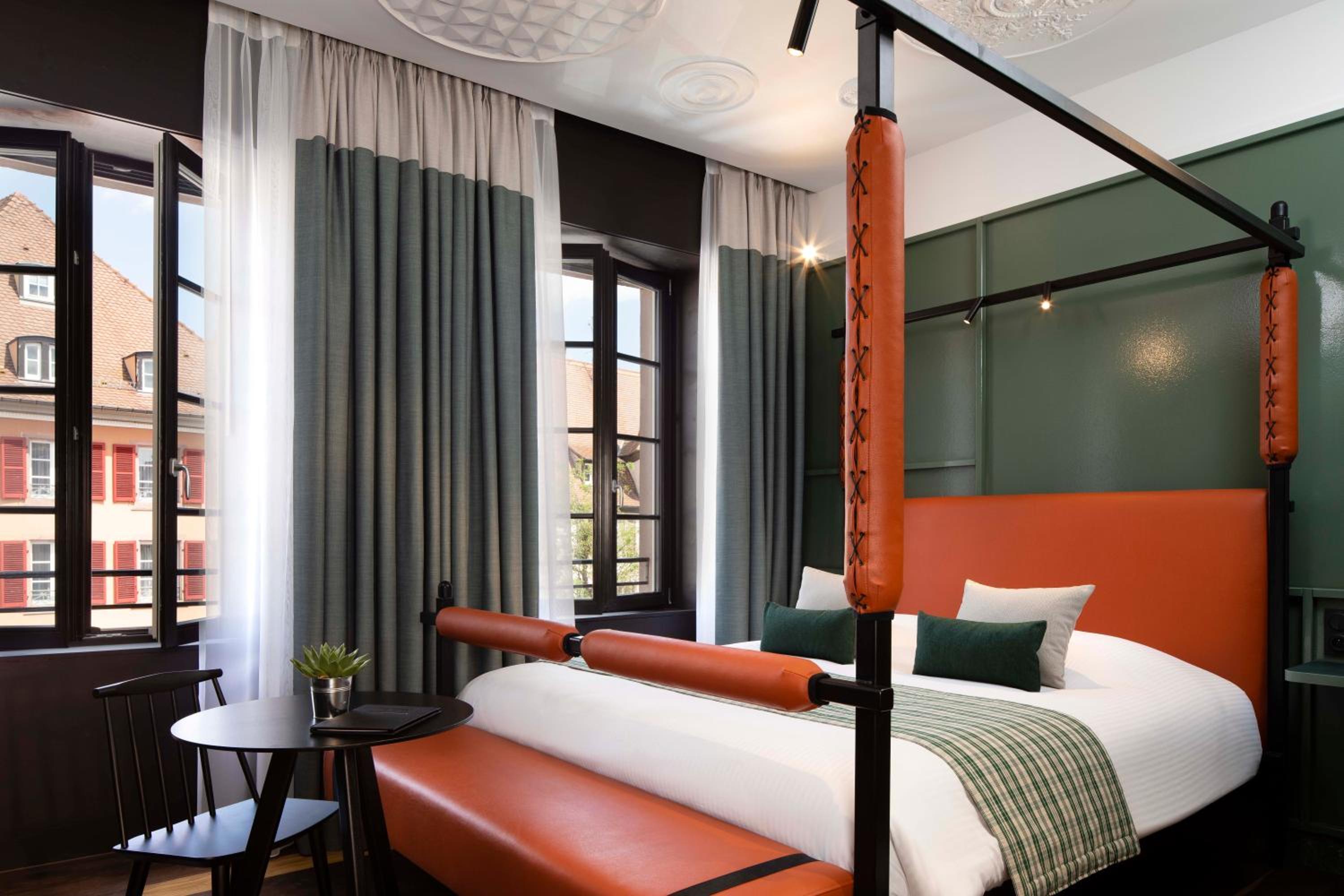 Deluxe Double Room - Photo 12