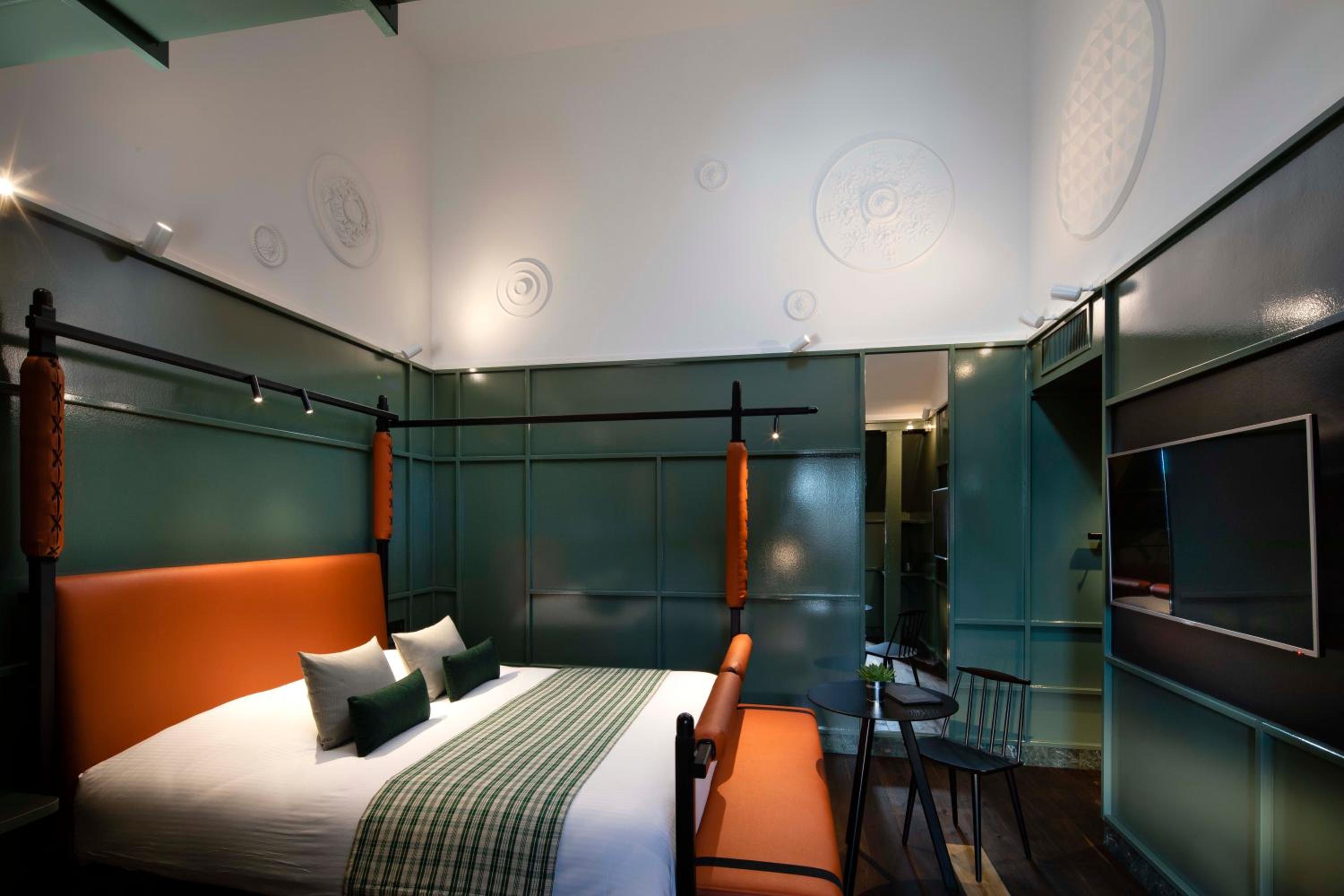 Double Suite - Photo 12