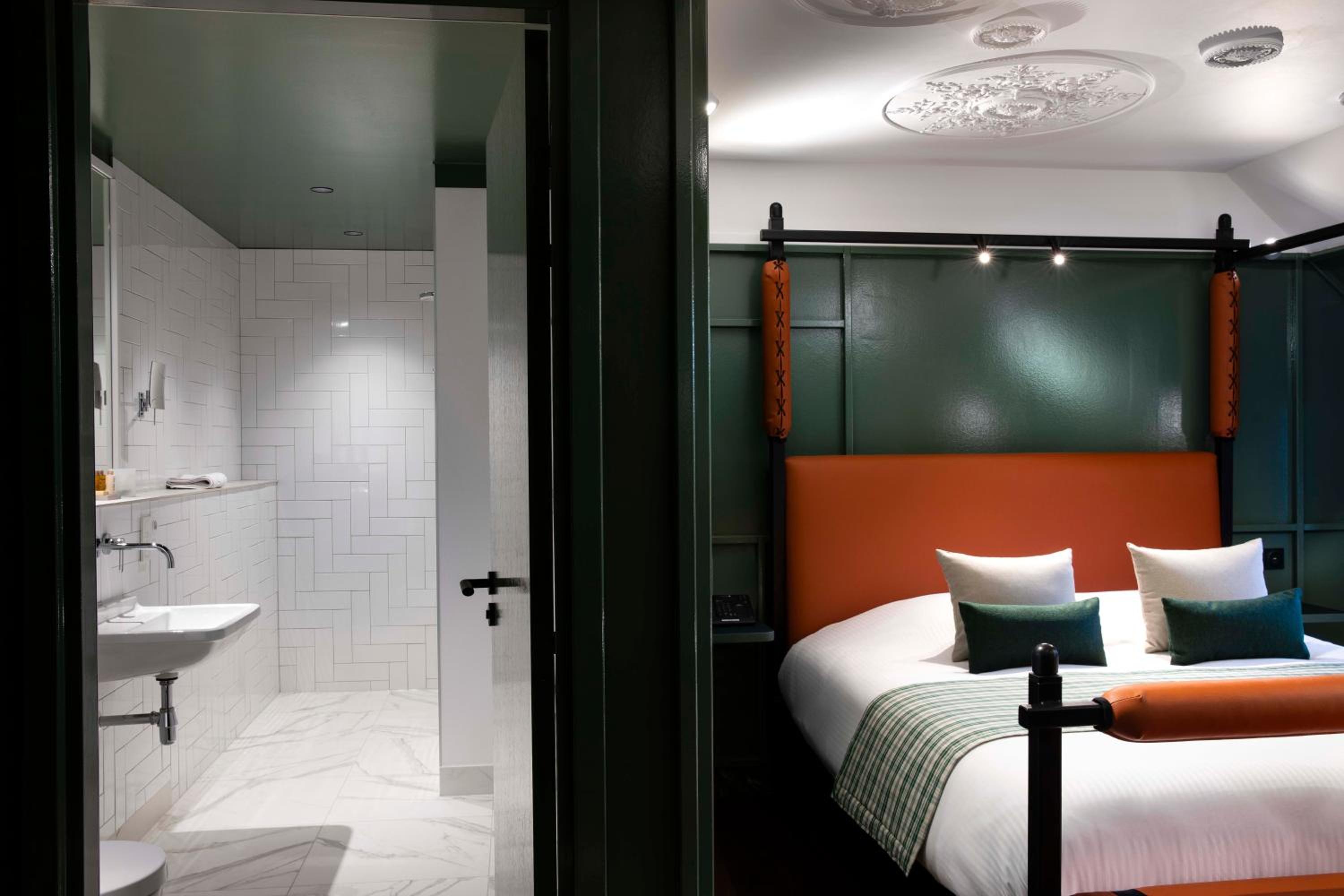 Deluxe Double Room - Photo 5