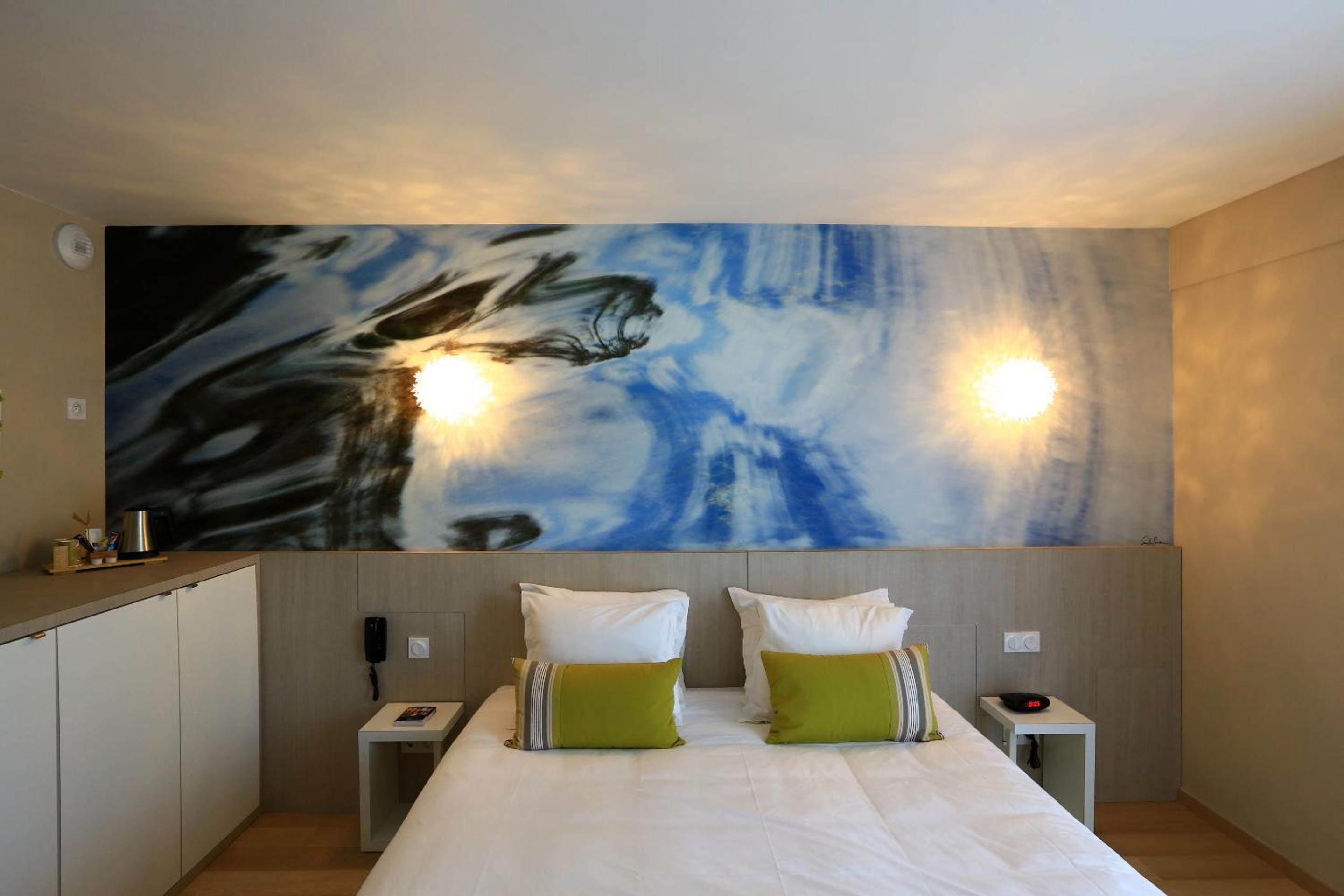 Deluxe Double or Twin Room with River View - Photo 9