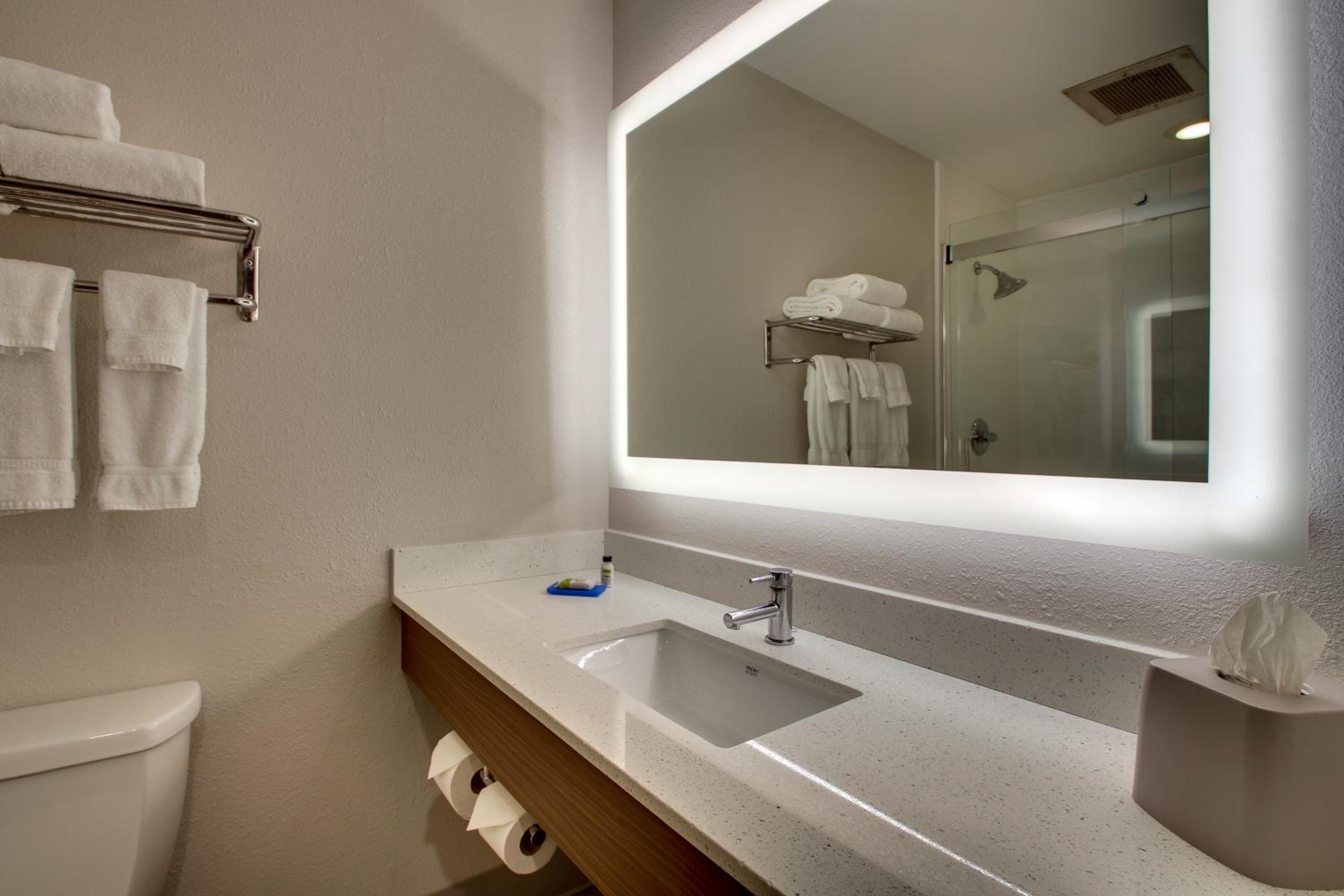 Standard Room - Photo 1