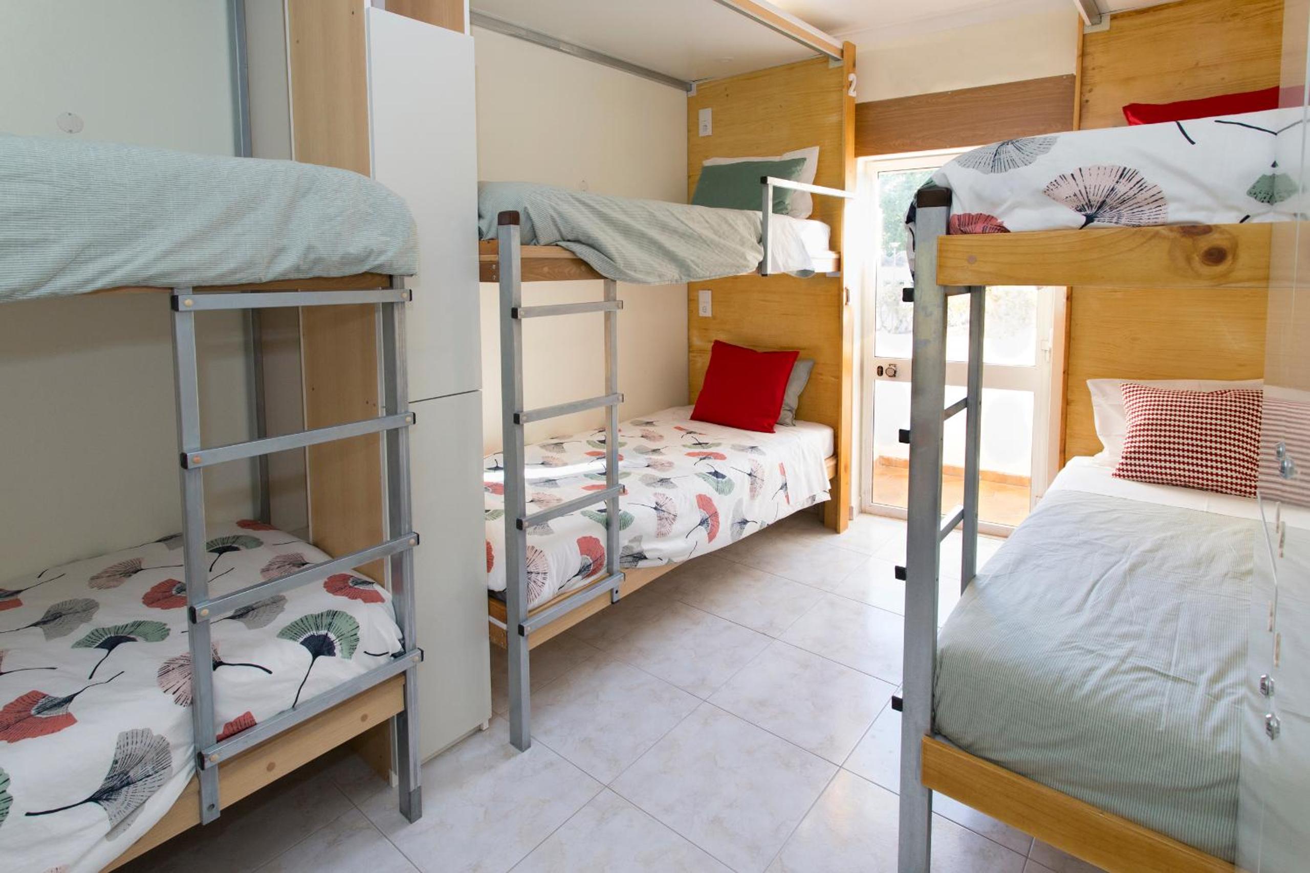 Bed in 6-Bed Mixed Dormitory Room
