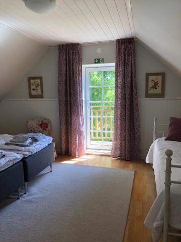 Deluxe Double Room with Extra Bed - Photo 7