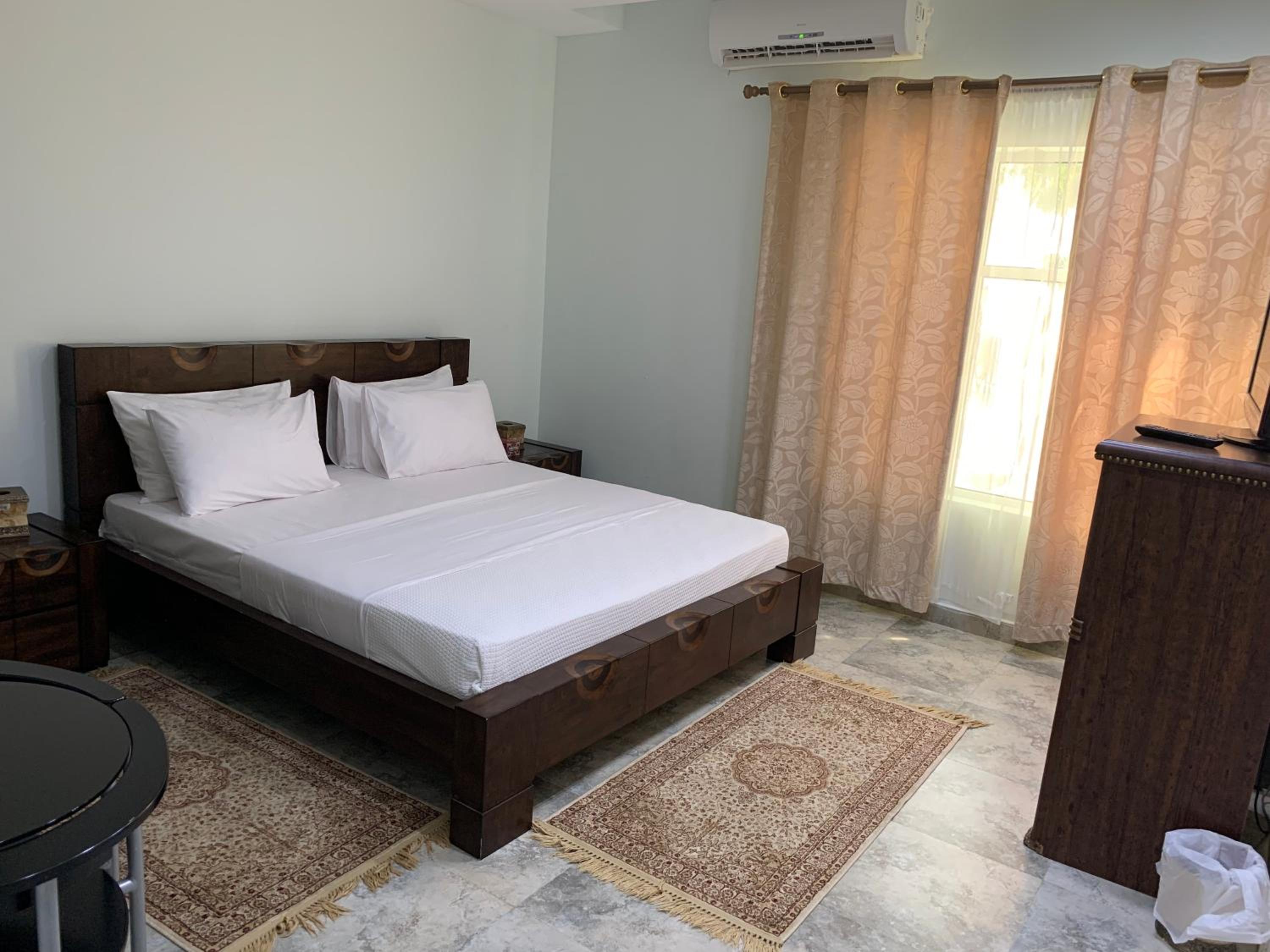 Junior Suite (2 Adults) - Photo 2