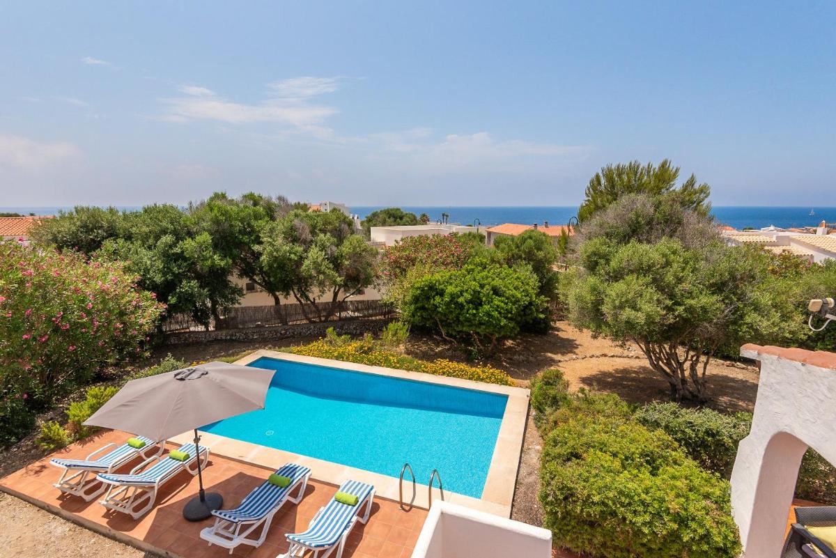 Villa photo 3