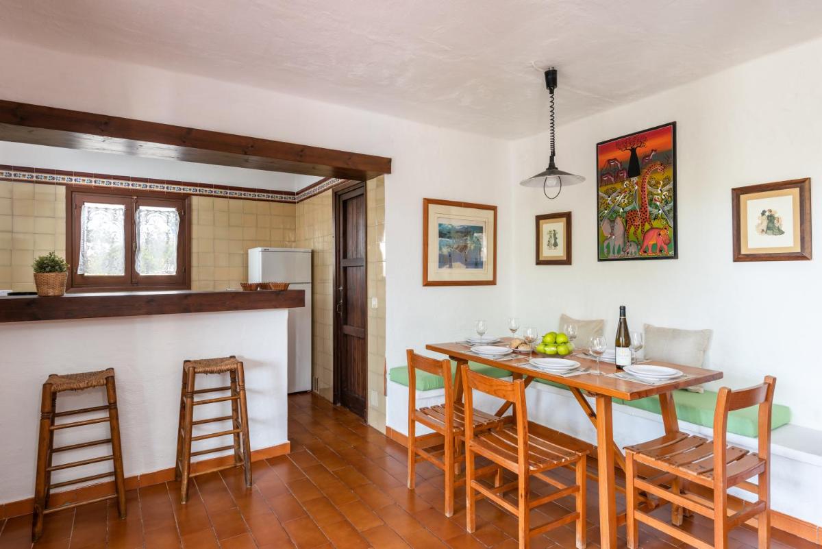 Villa photo 2