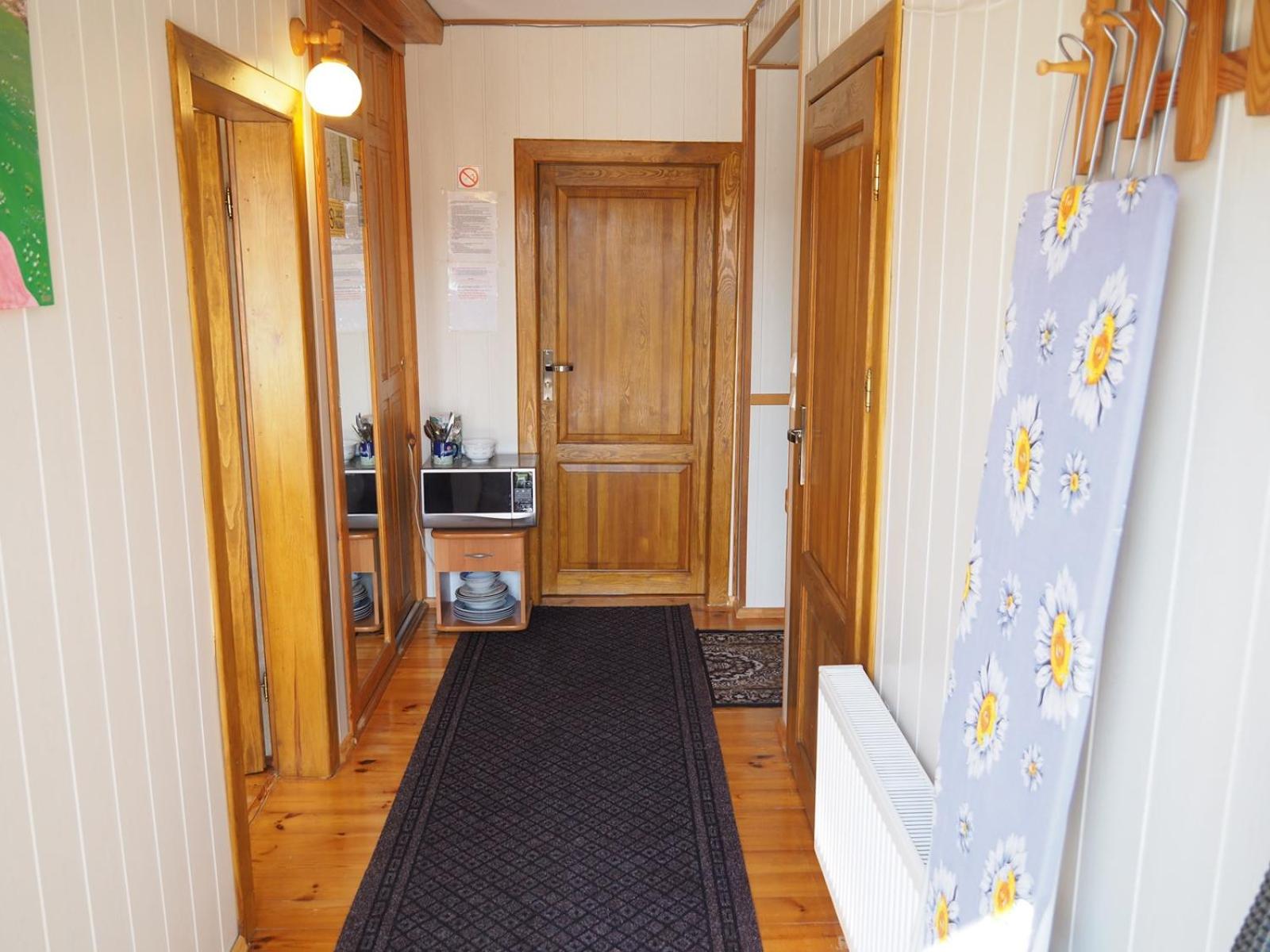 Budget Double Room - Photo 6