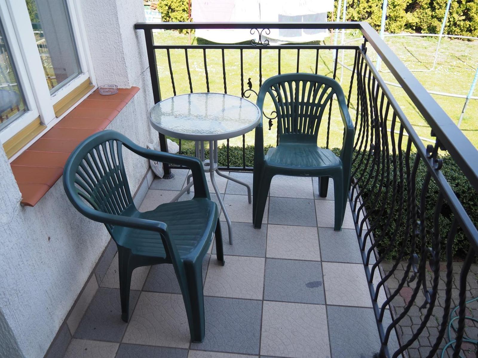 Quadruple Room with Balcony - Photo 11
