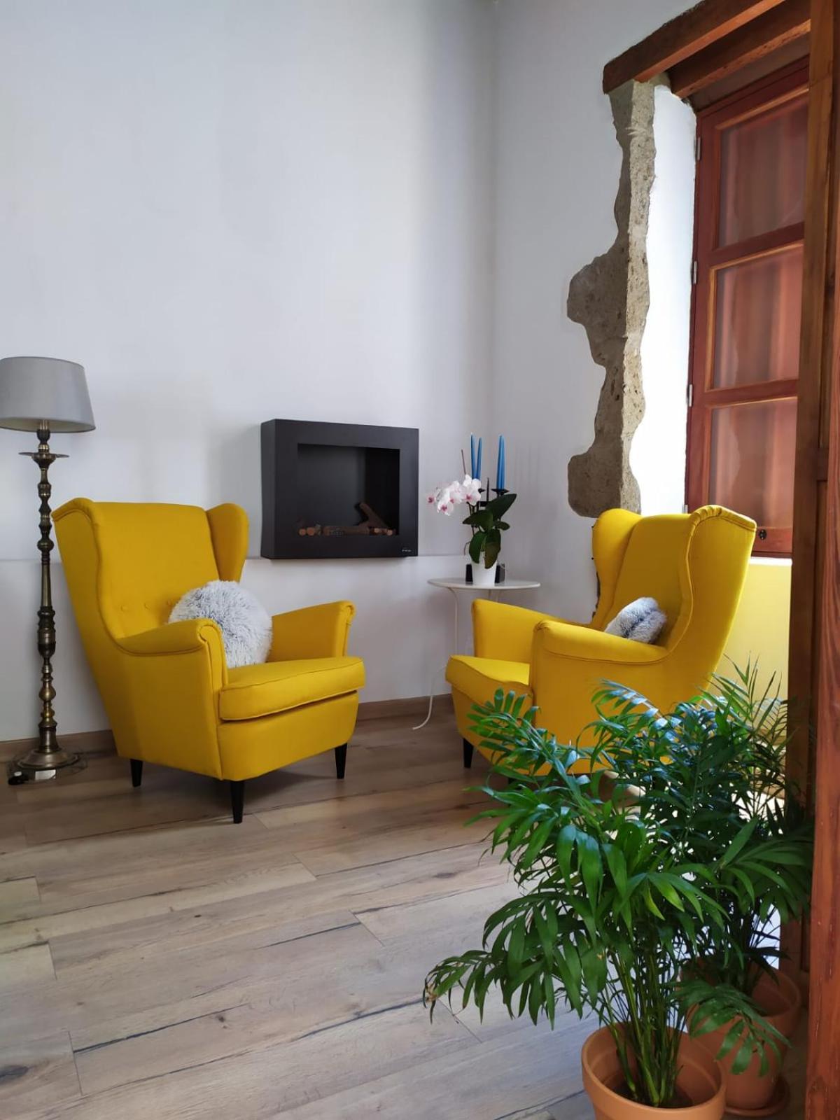One-Bedroom House - Photo 20