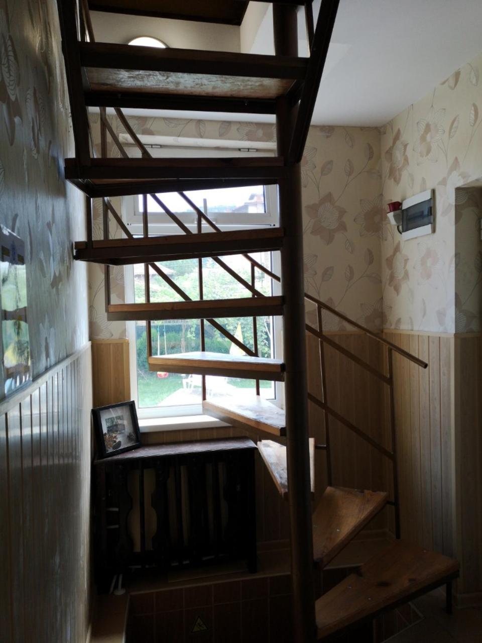 Triple Room with Bathroom - Photo 5