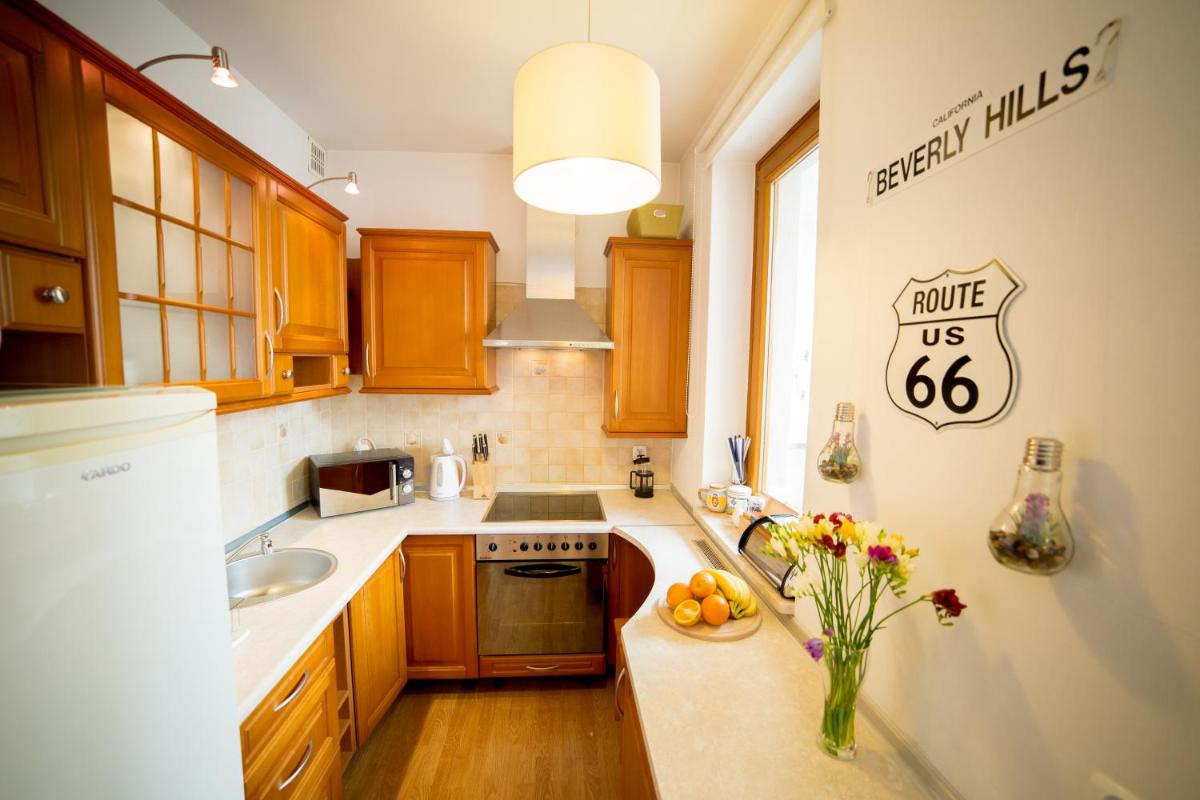 Apartment with Balcony and Private Bathroom - Photo 14