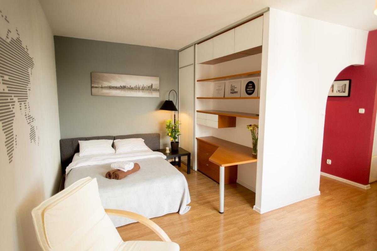 Apartment with Balcony and Private Bathroom - Photo 7