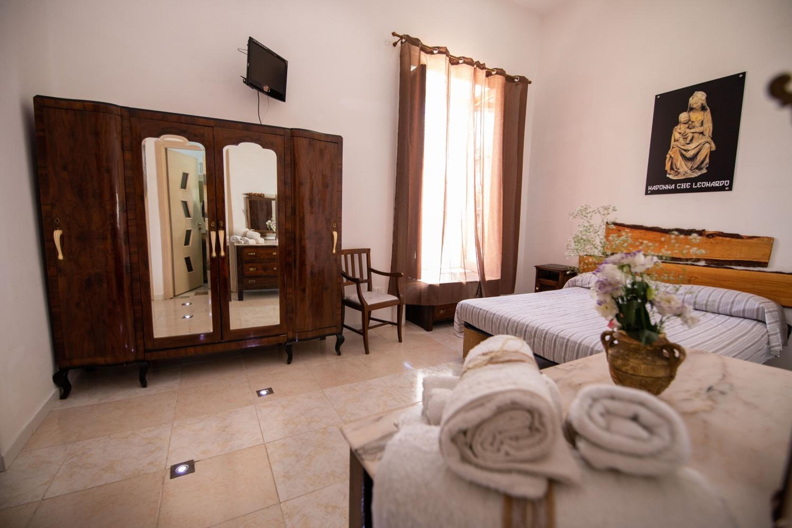 Superior Triple Room - Photo 21
