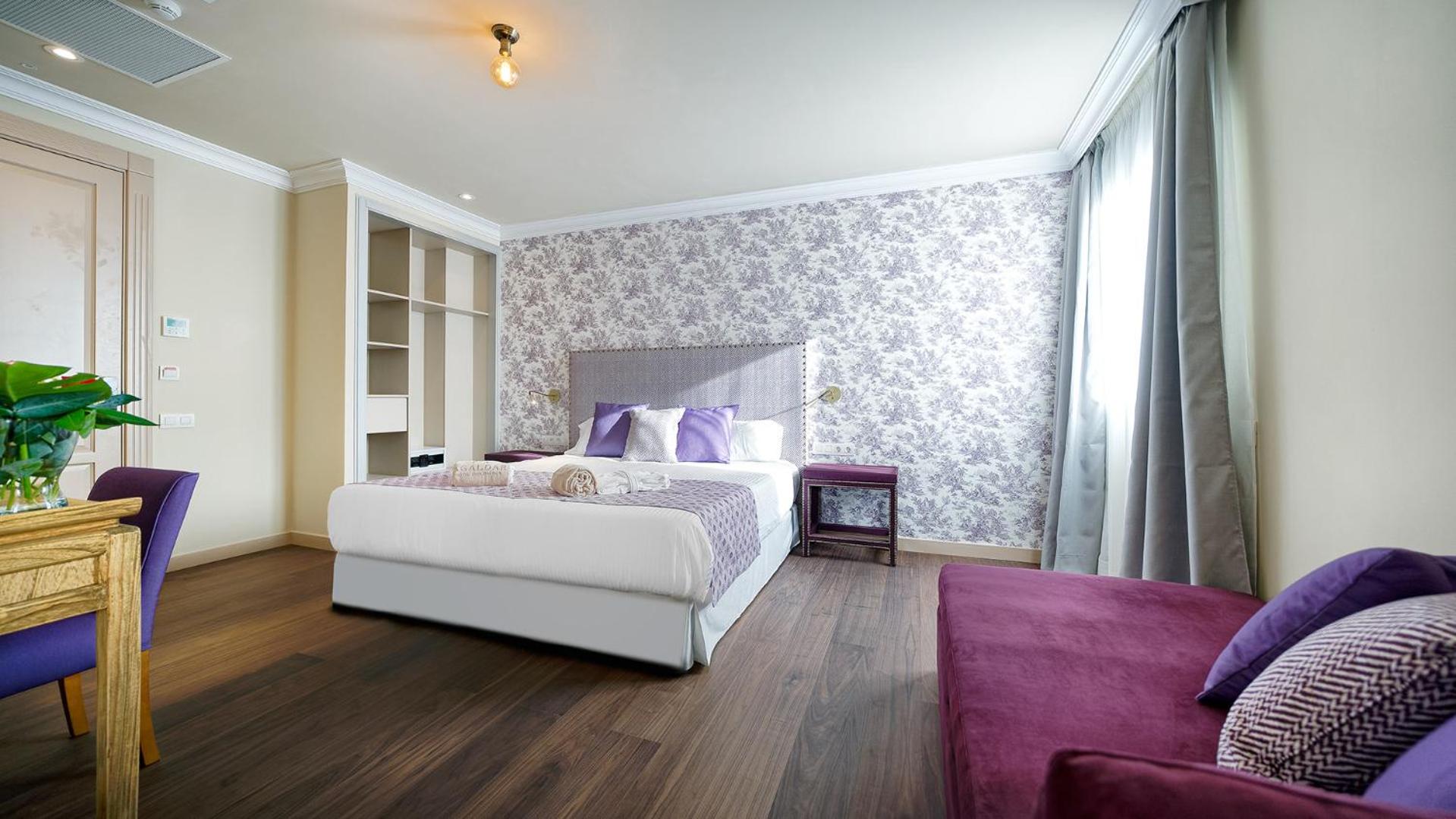 Deluxe Double or Twin Room photo 2