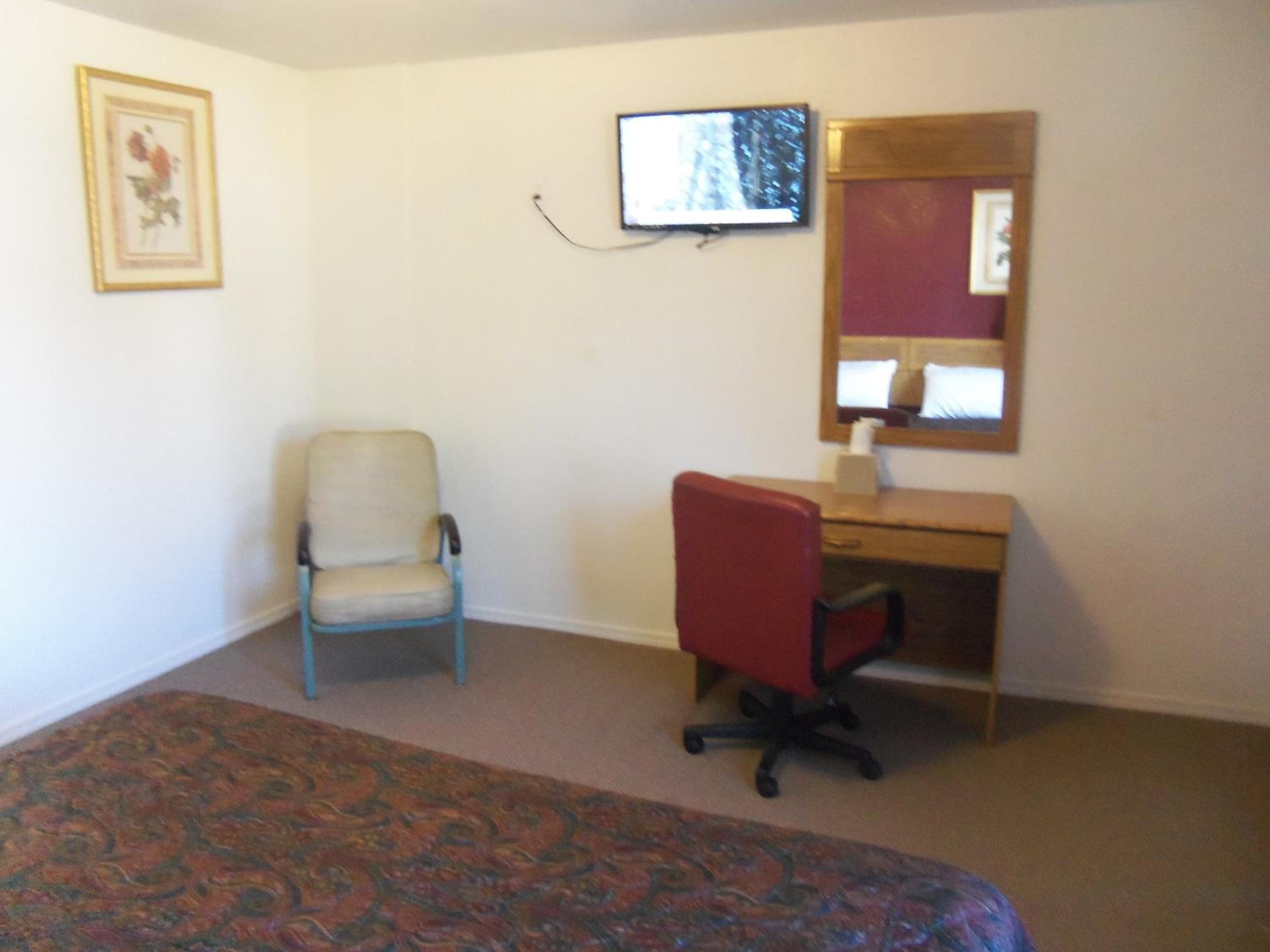 King Room - Non-Smoking photo 3
