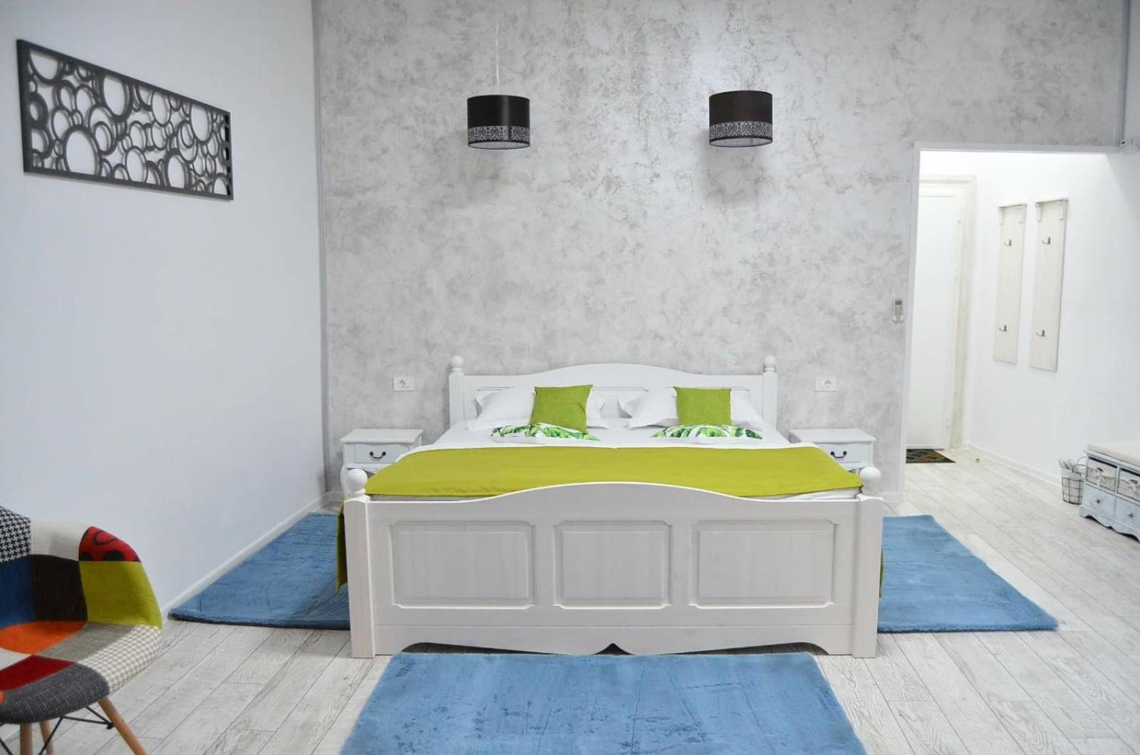 Two-Bedroom Apartment - Photo 17