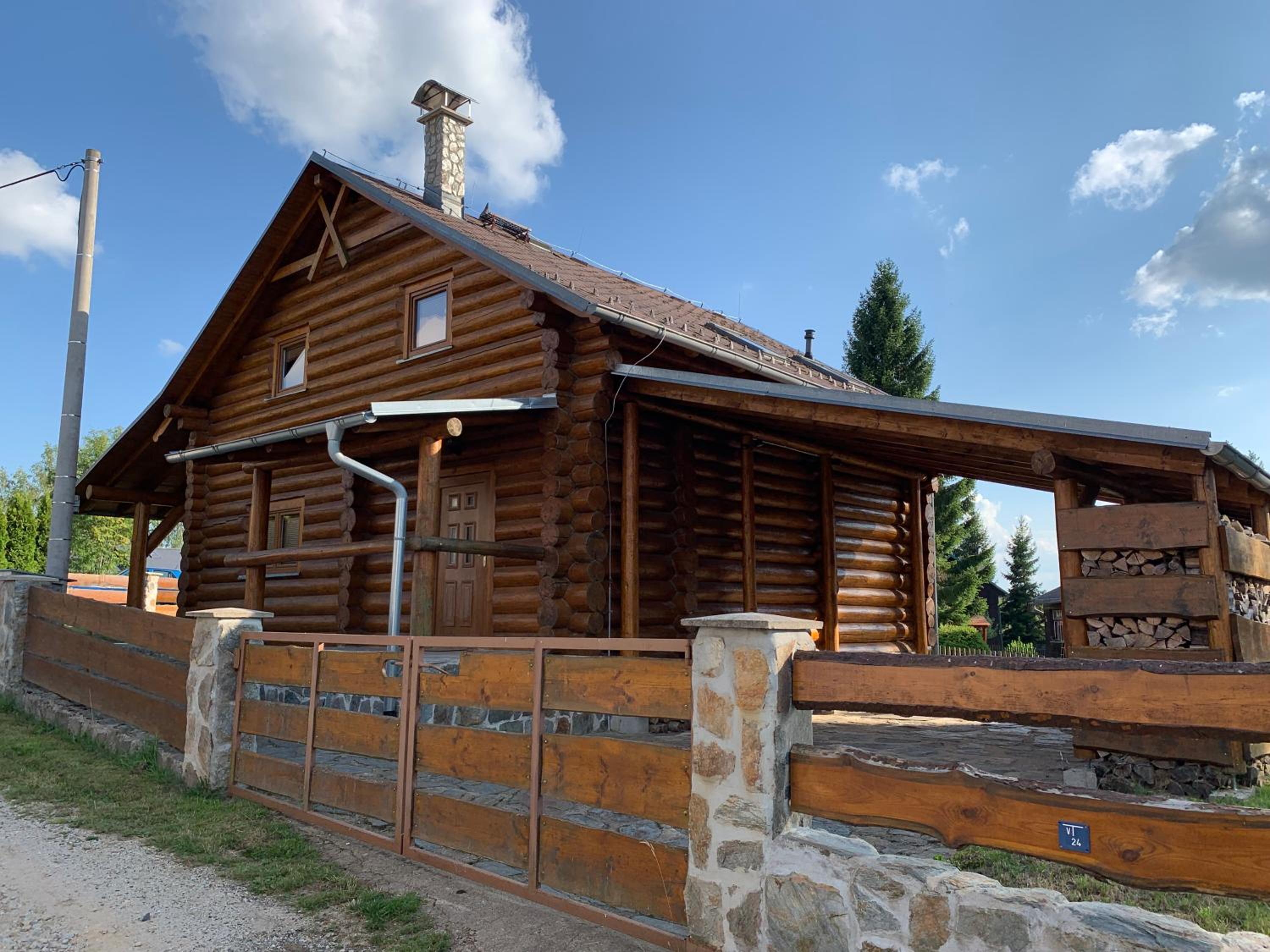 Four-Bedroom House photo 2
