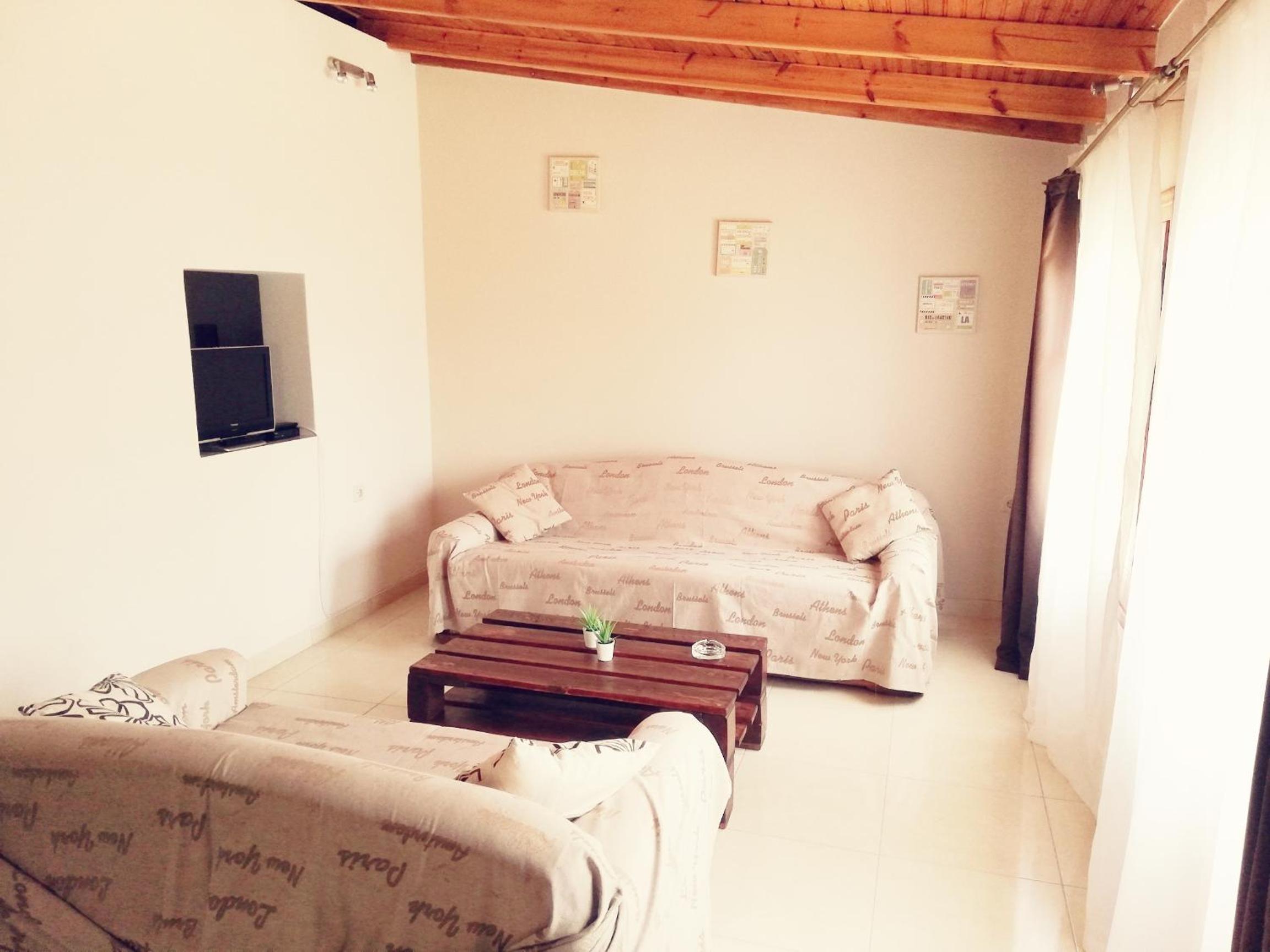 One-Bedroom Apartment - Photo 13