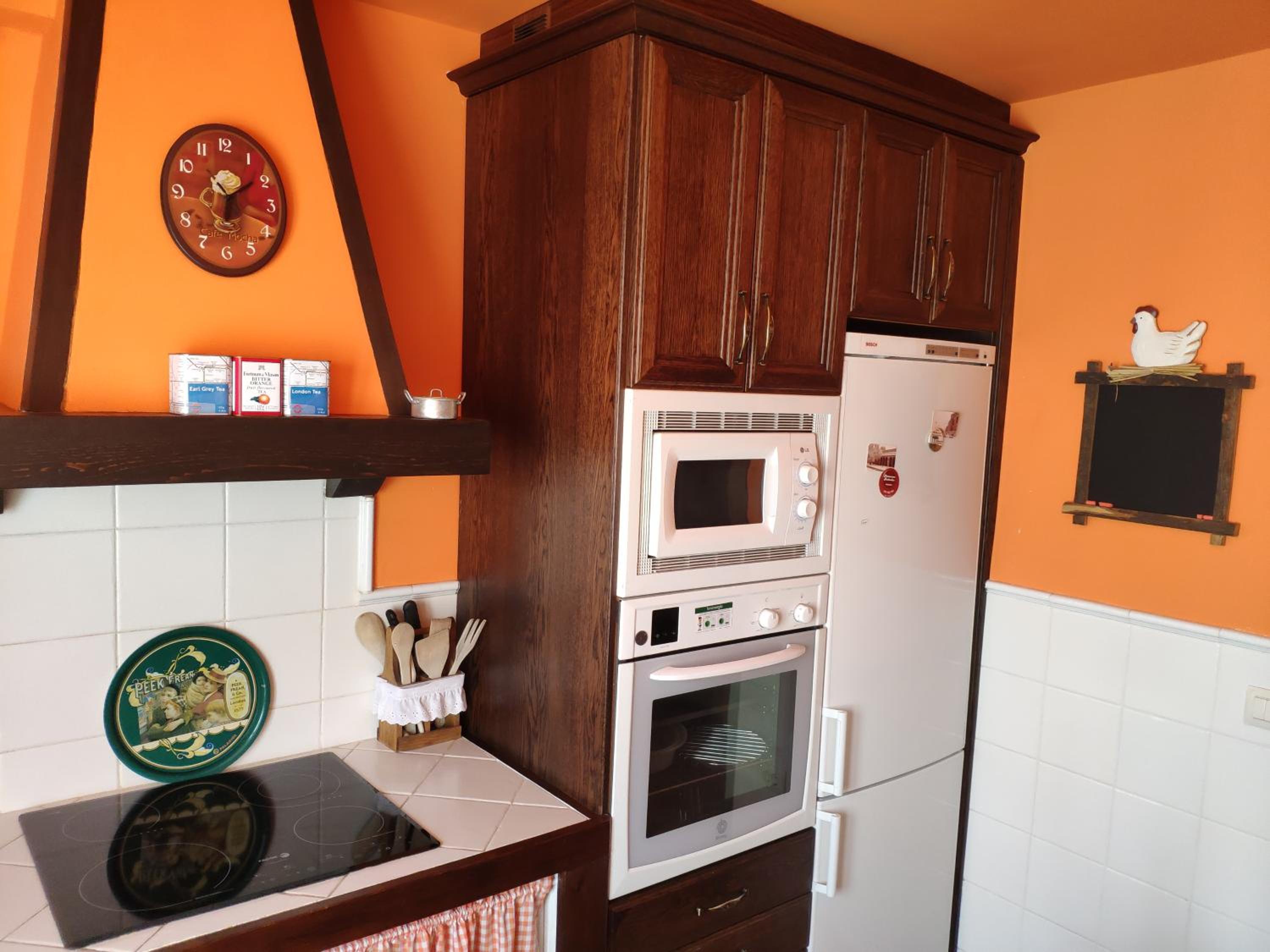 Two-Bedroom Apartment - Photo 20