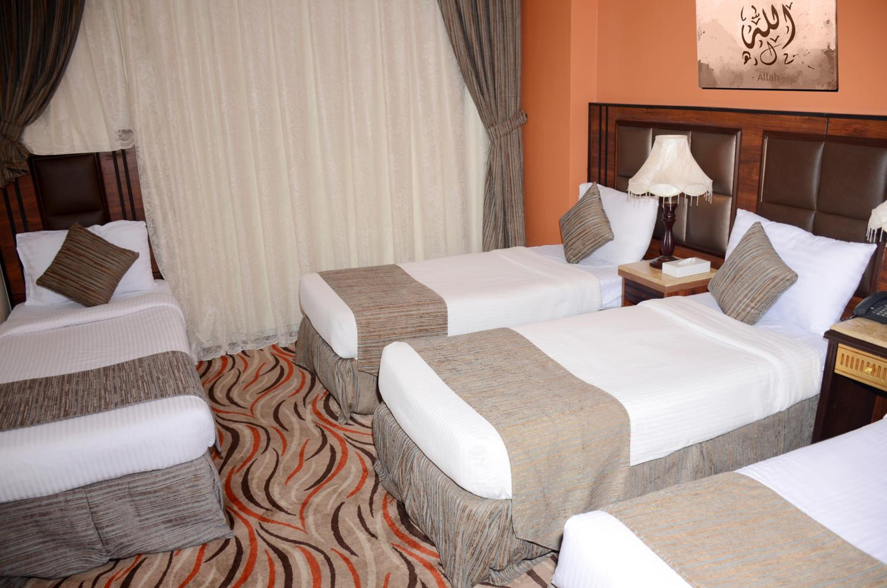 Triple Room - Photo 2