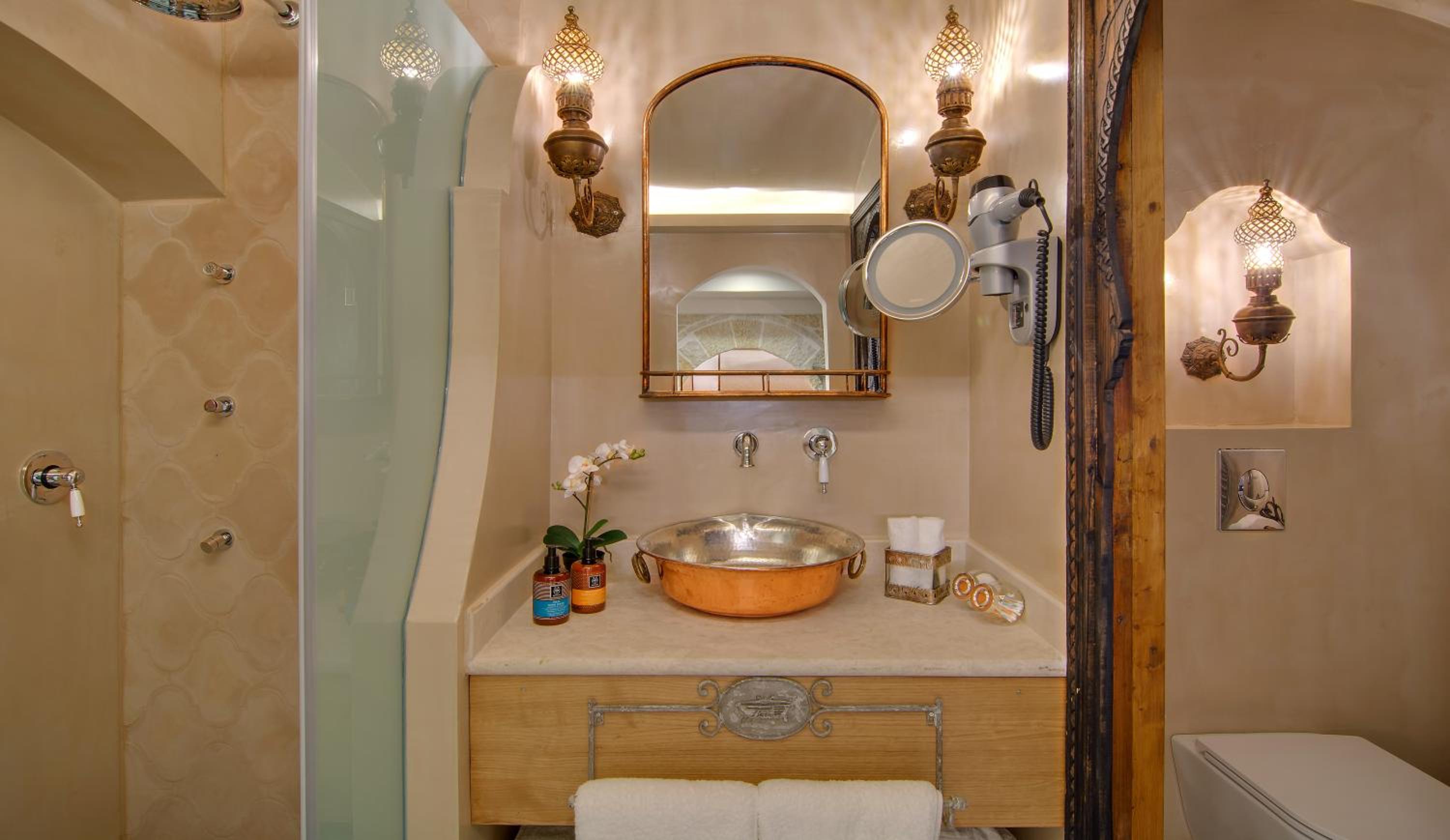 Deluxe Double Room - Photo 2