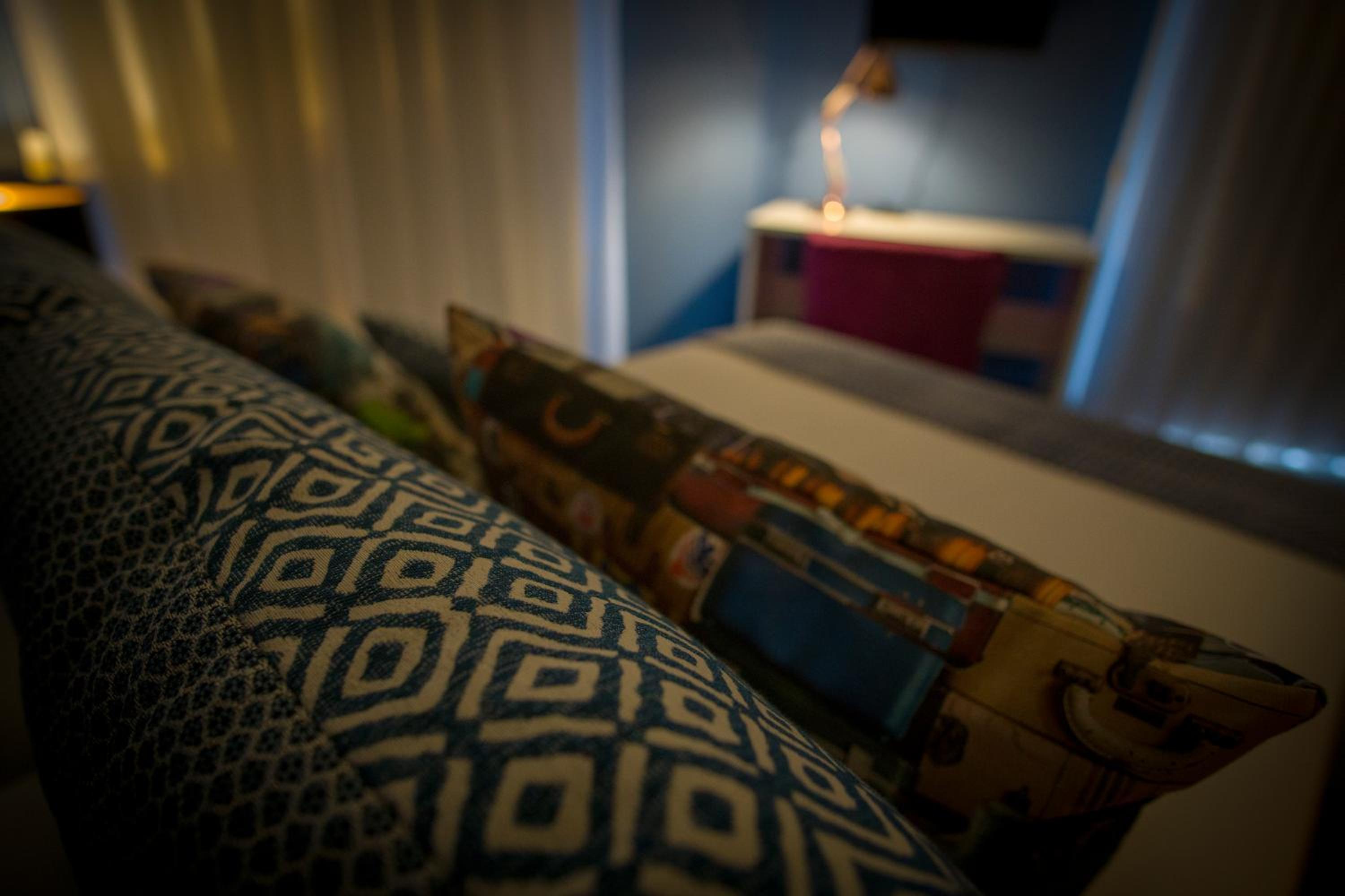 Deluxe Double Room with Balcony - Photo 13