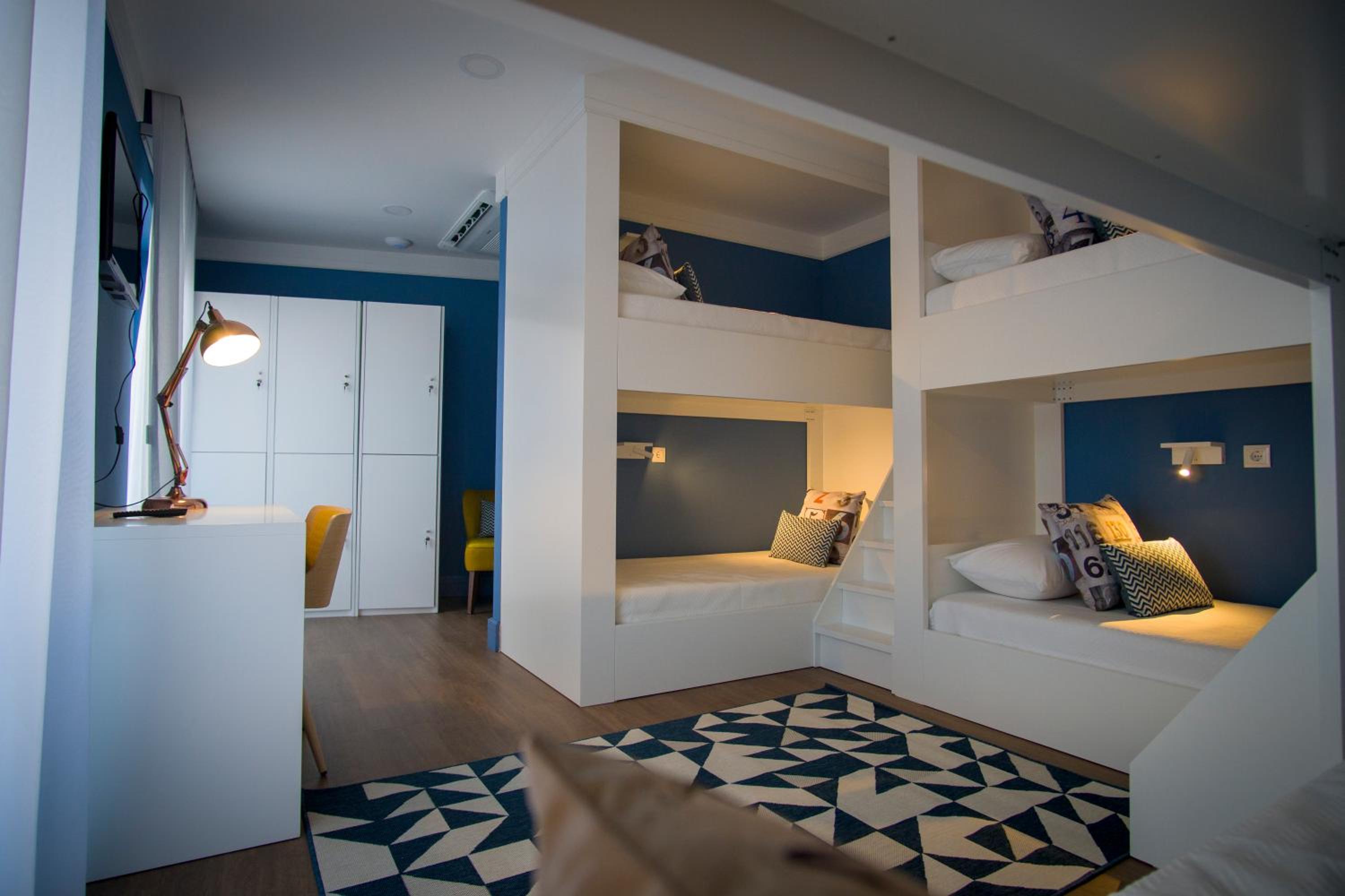 Family Room with Balcony - Photo 9