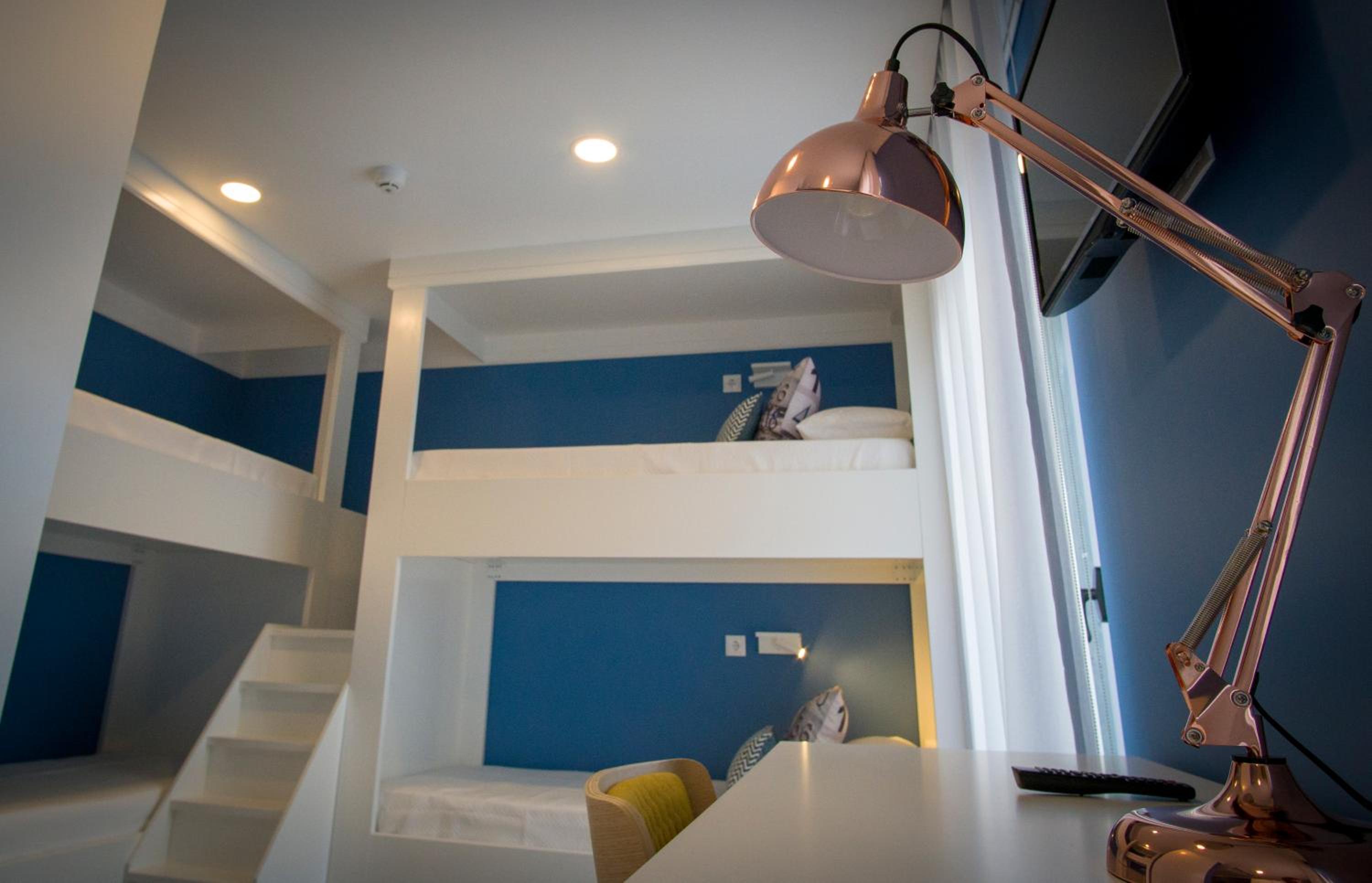 Family Room with Balcony - Photo 8