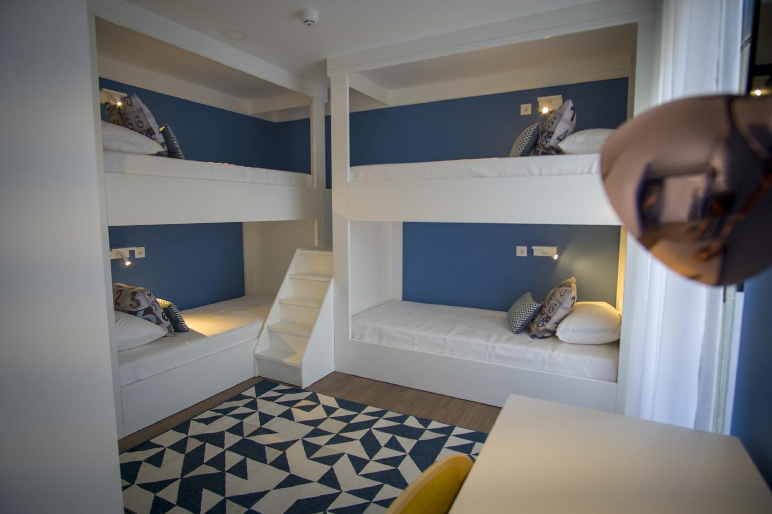 Family Room with Balcony - Photo 12