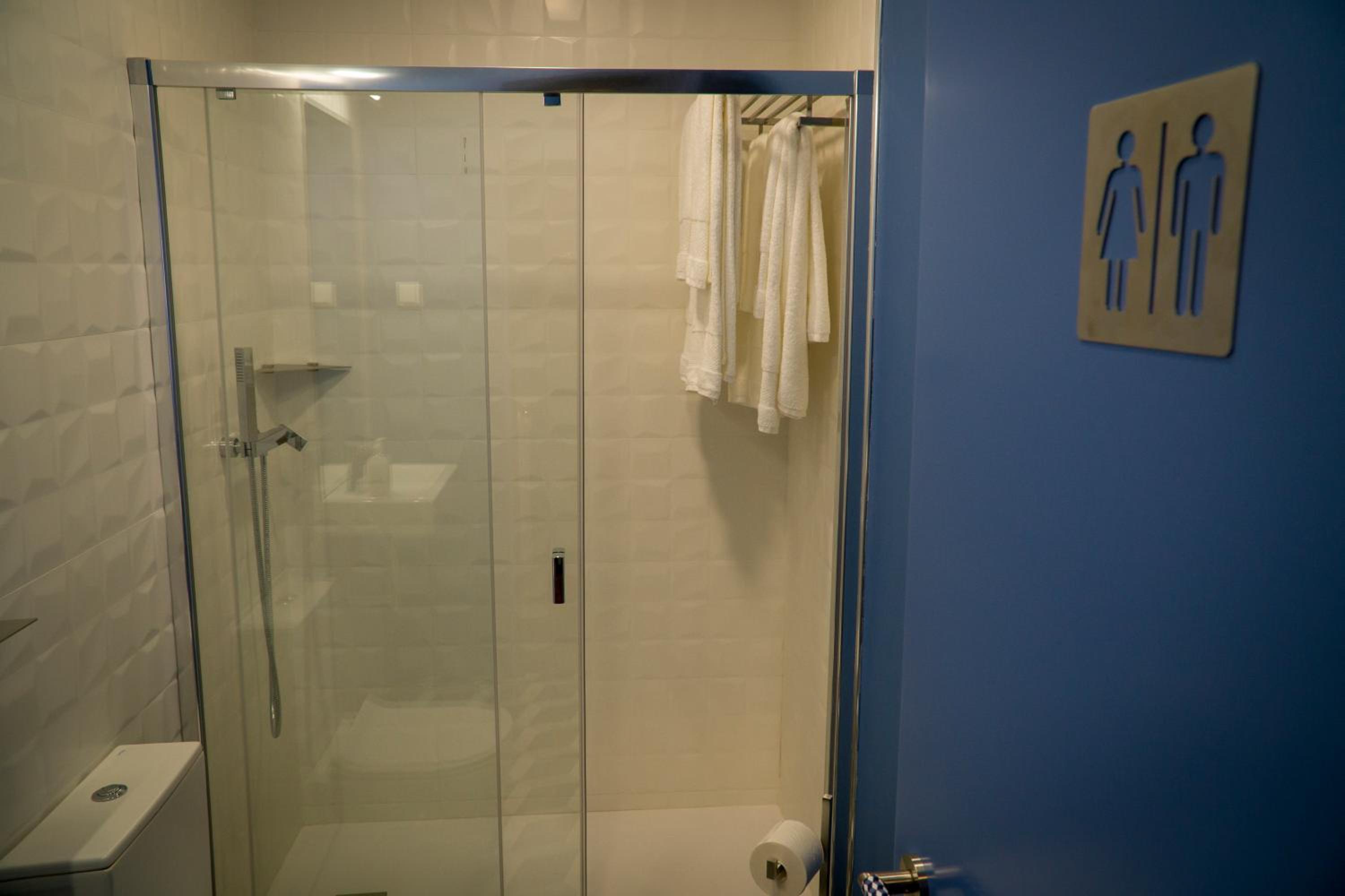 Family Room with Shower - Photo 6