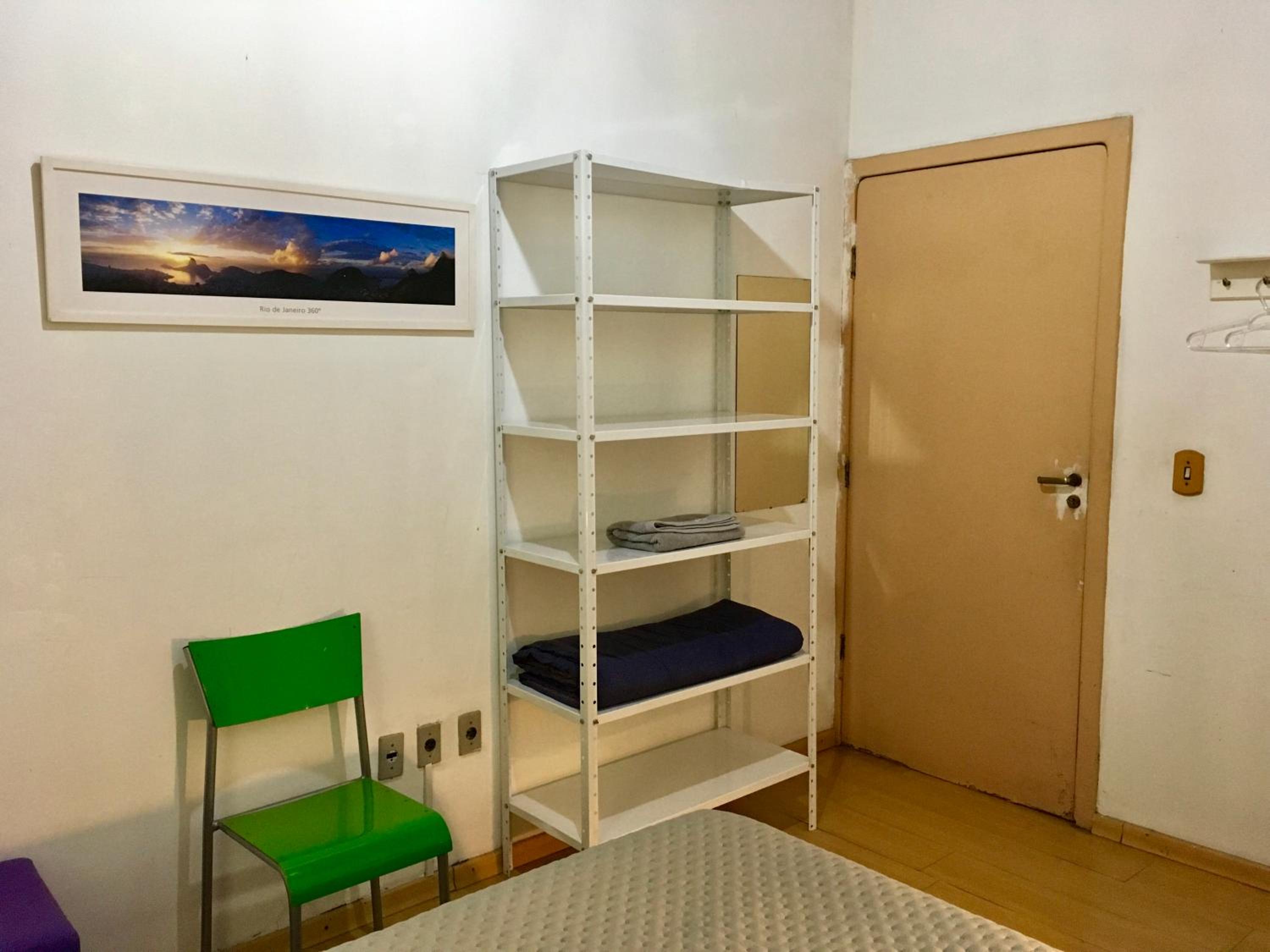 Double Room with Shared Bathroom photo 2