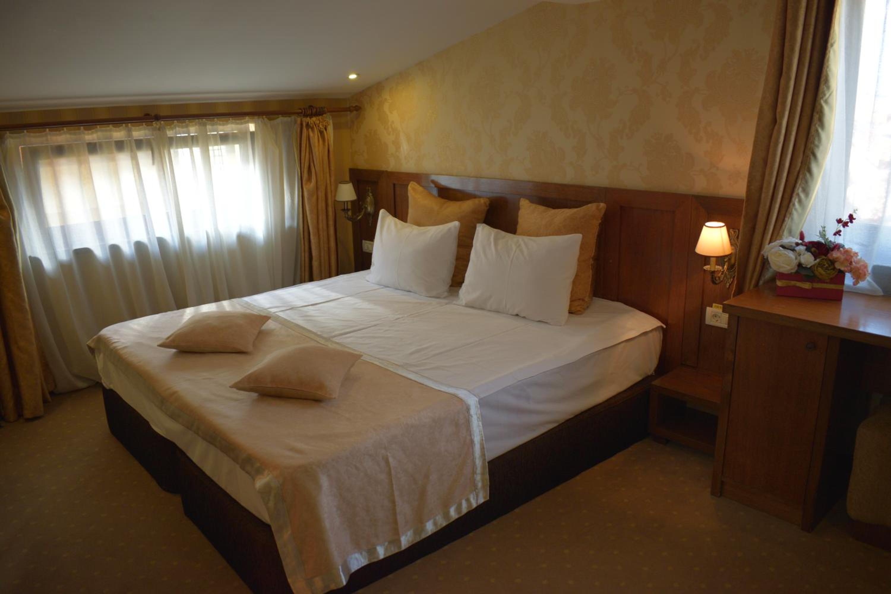 Attic Double Room - Photo 15