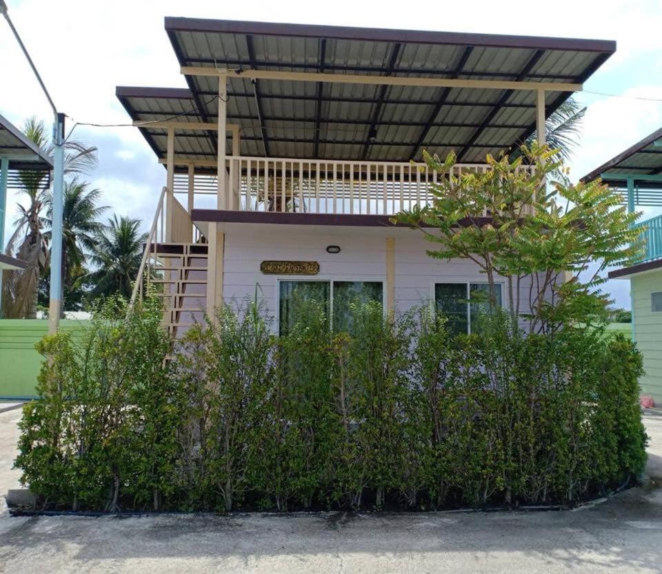 One-Bedroom House photo 2