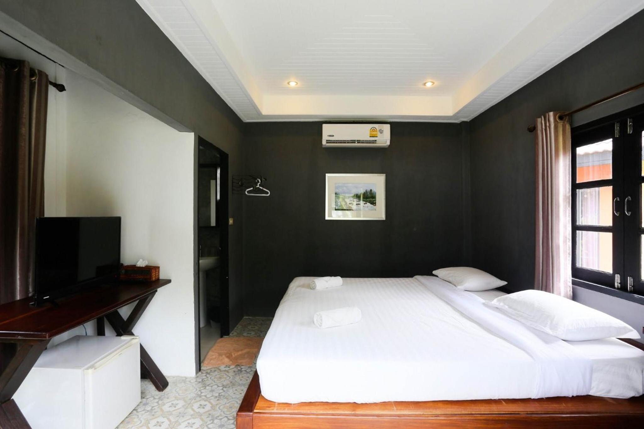 Deluxe Bungalow
