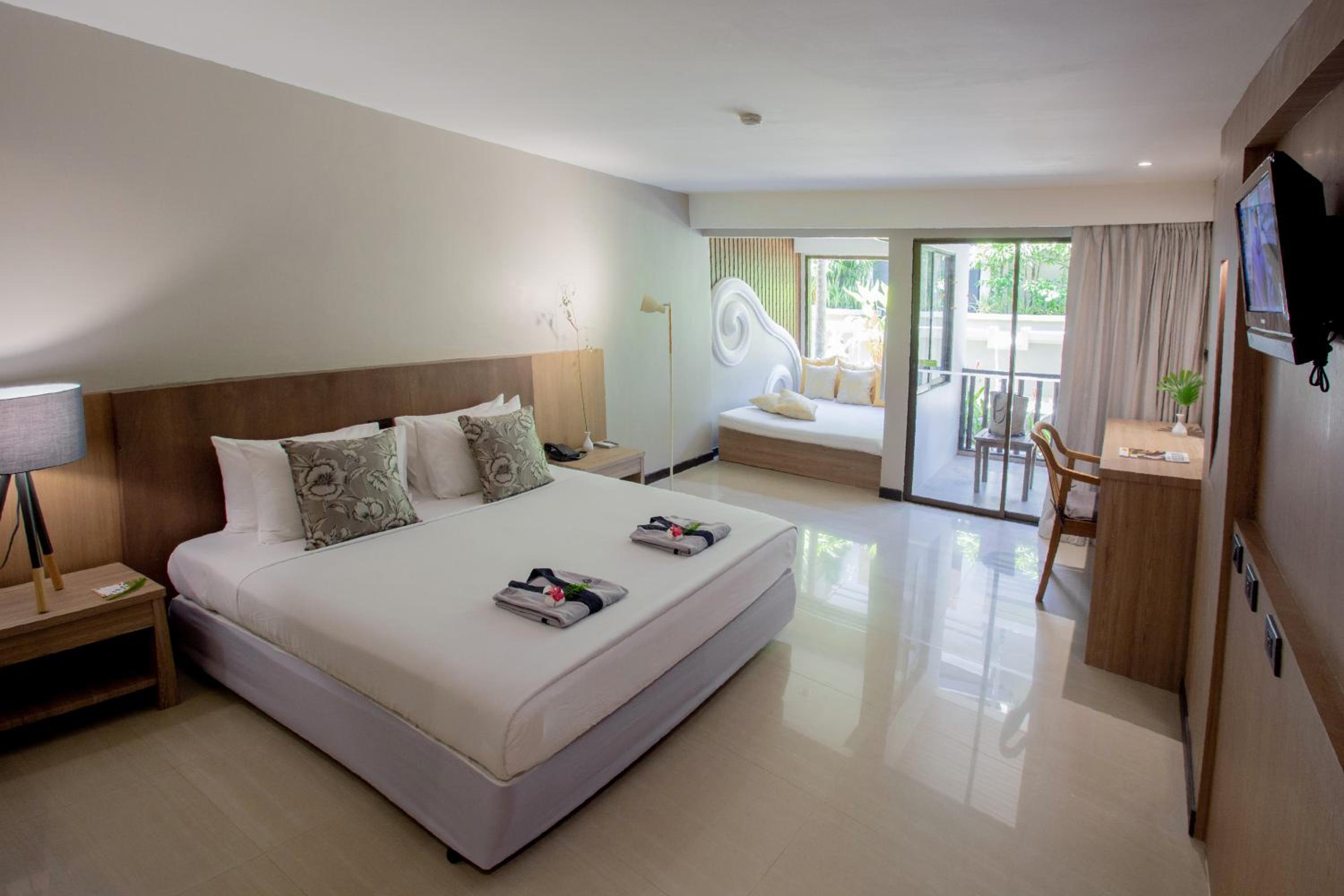 Deluxe Double or Twin Room - Photo 2