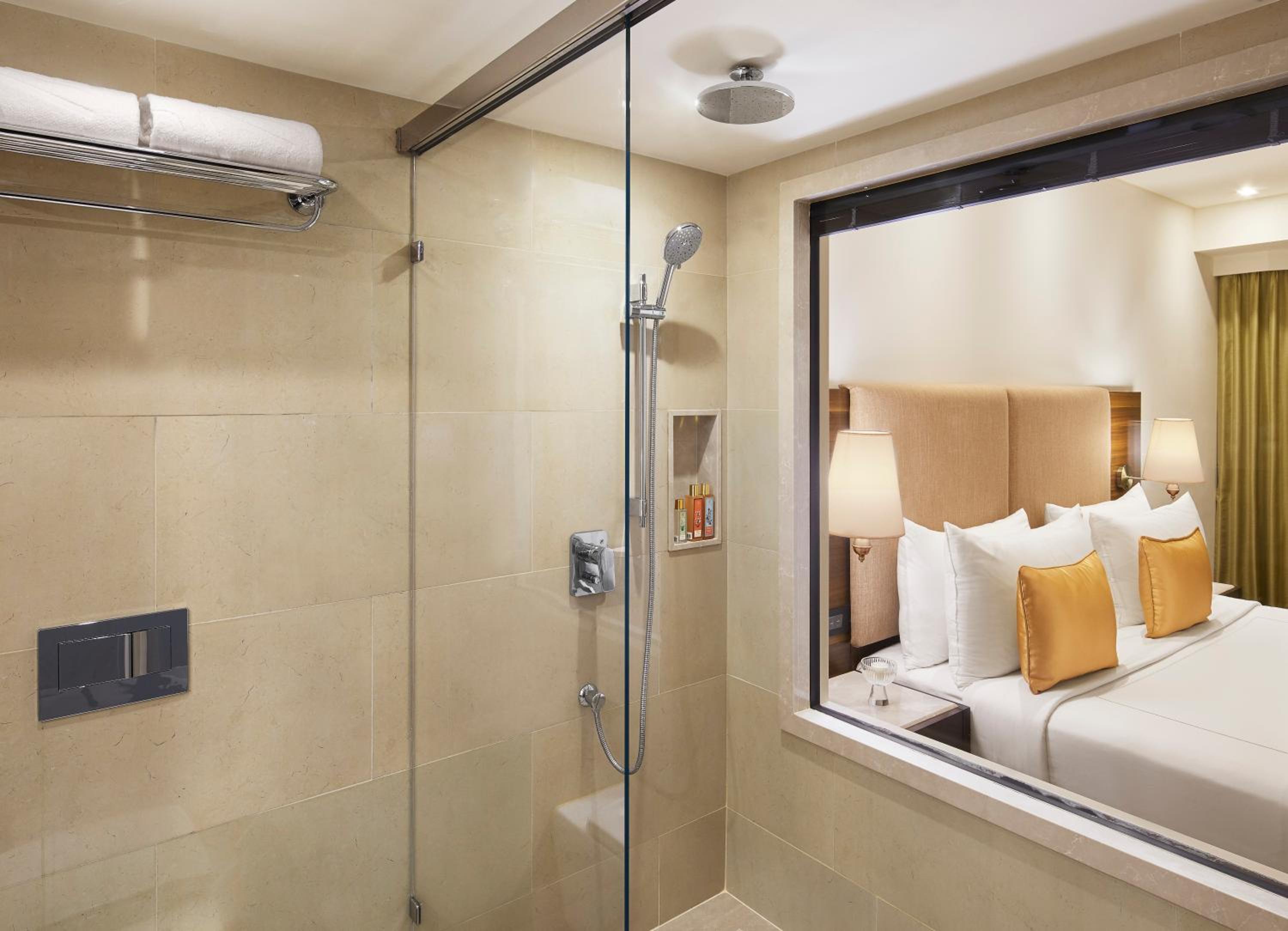 Premium sea view twin bed