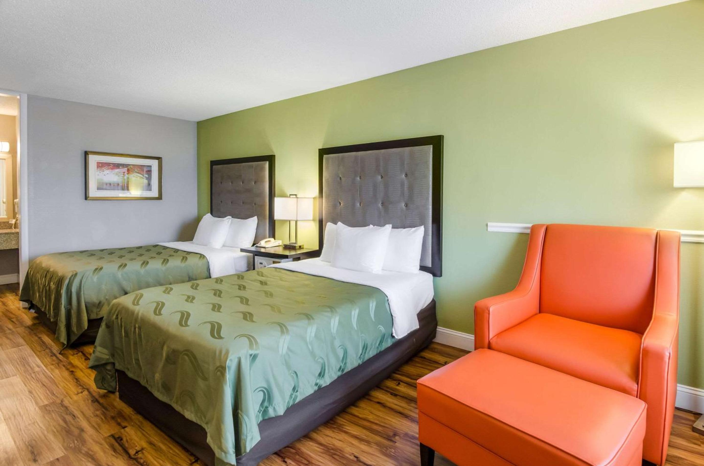 Double Room with Two Double Beds - Non-Smoking - Photo 1