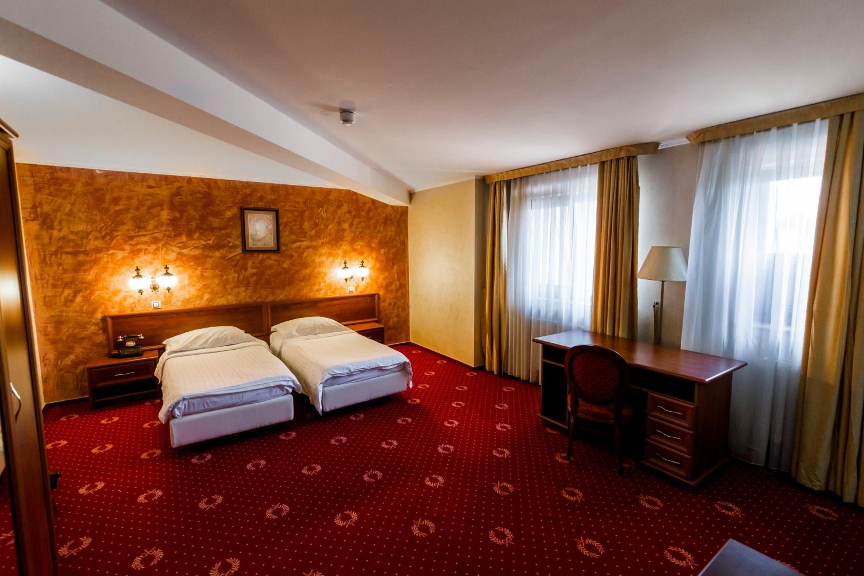 Budget Double or Twin Room photo 2