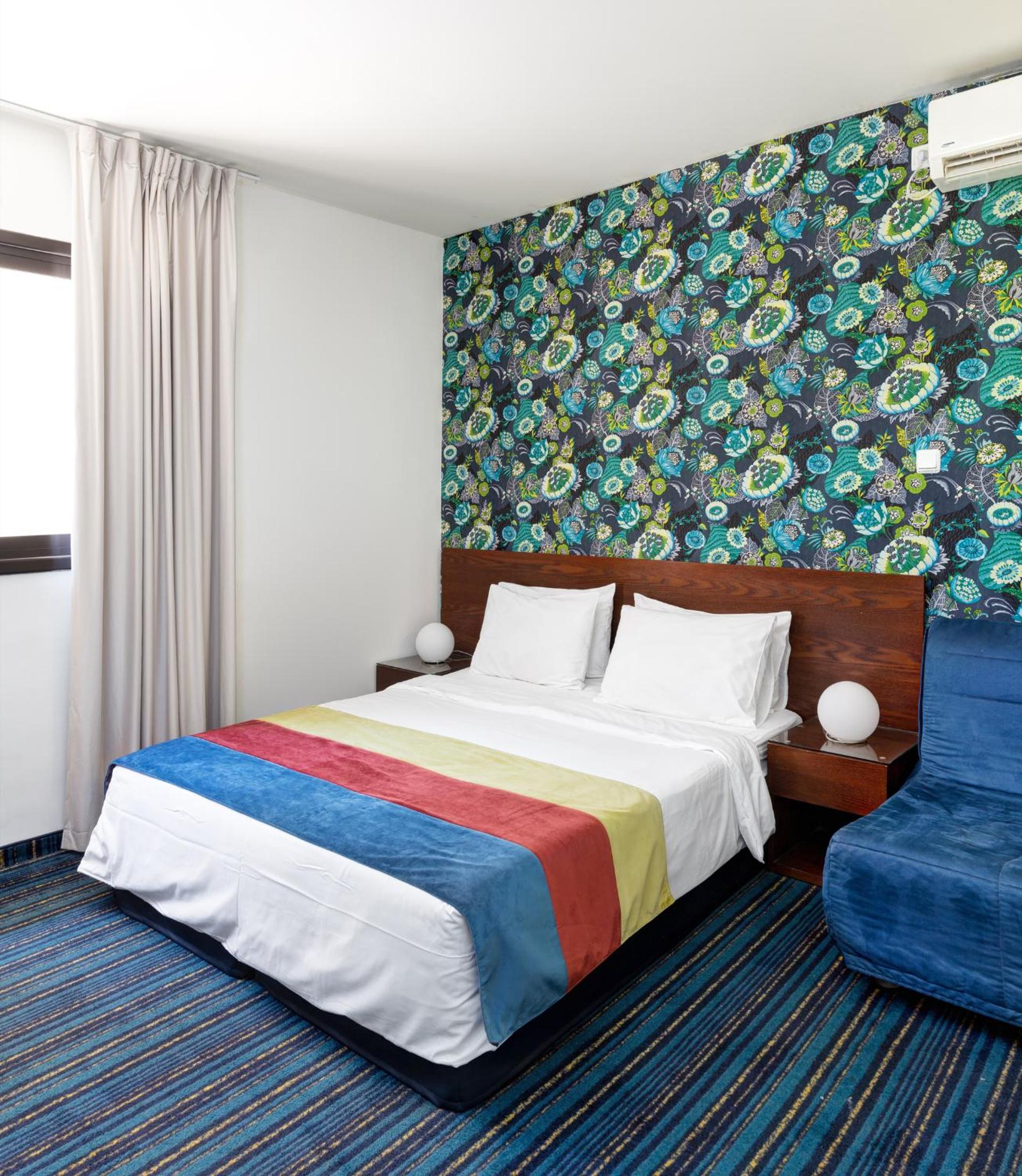 Double or Twin Room - Photo 5