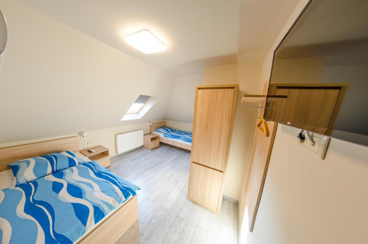 Superior Queen Room with Two Queen Beds photo 1