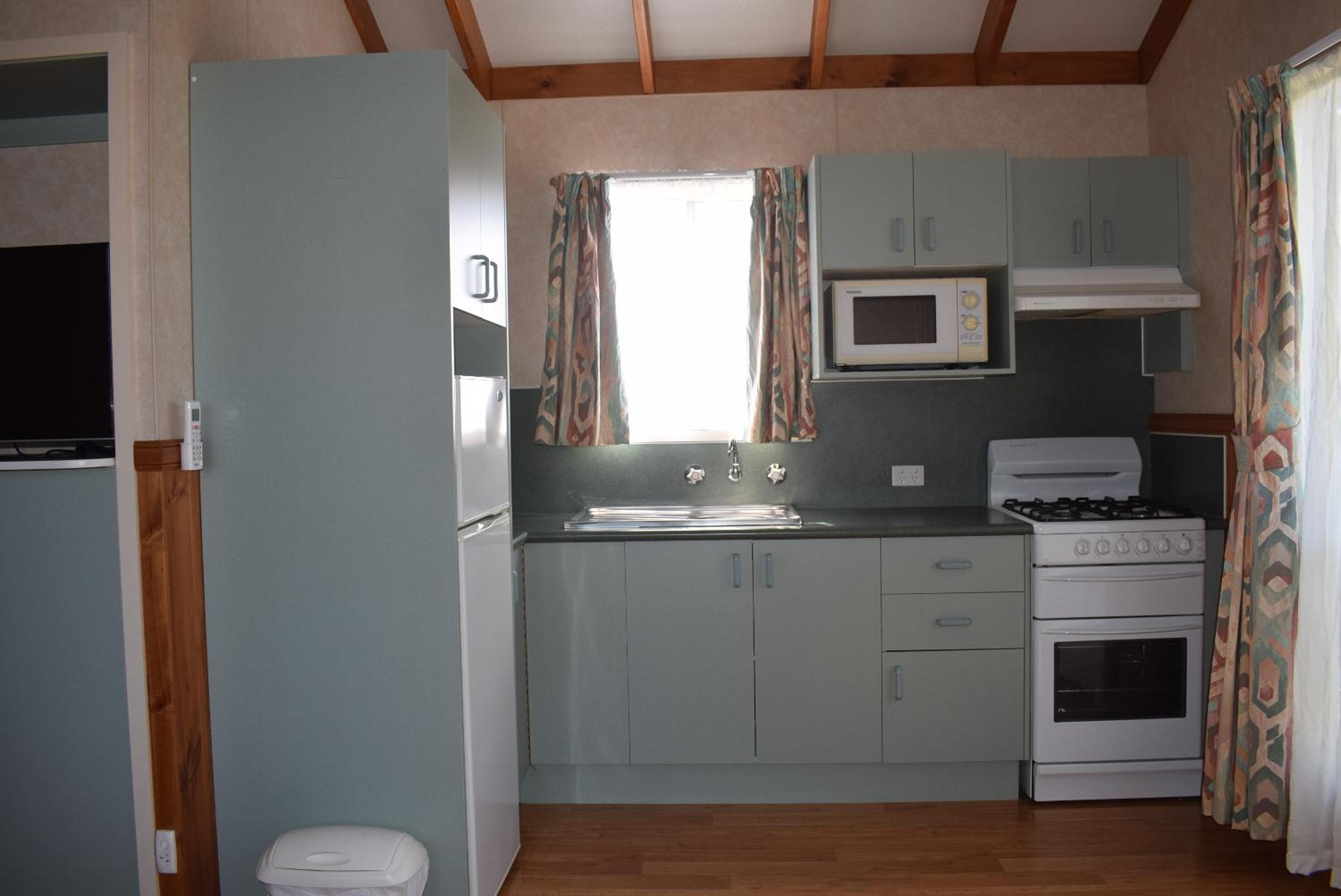Family Bungalow - Photo 11