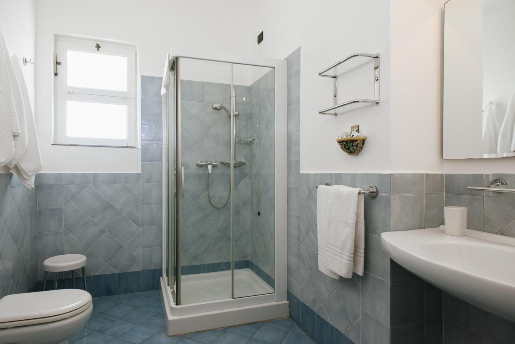Superior Double or Twin Room with Sea View photo 3