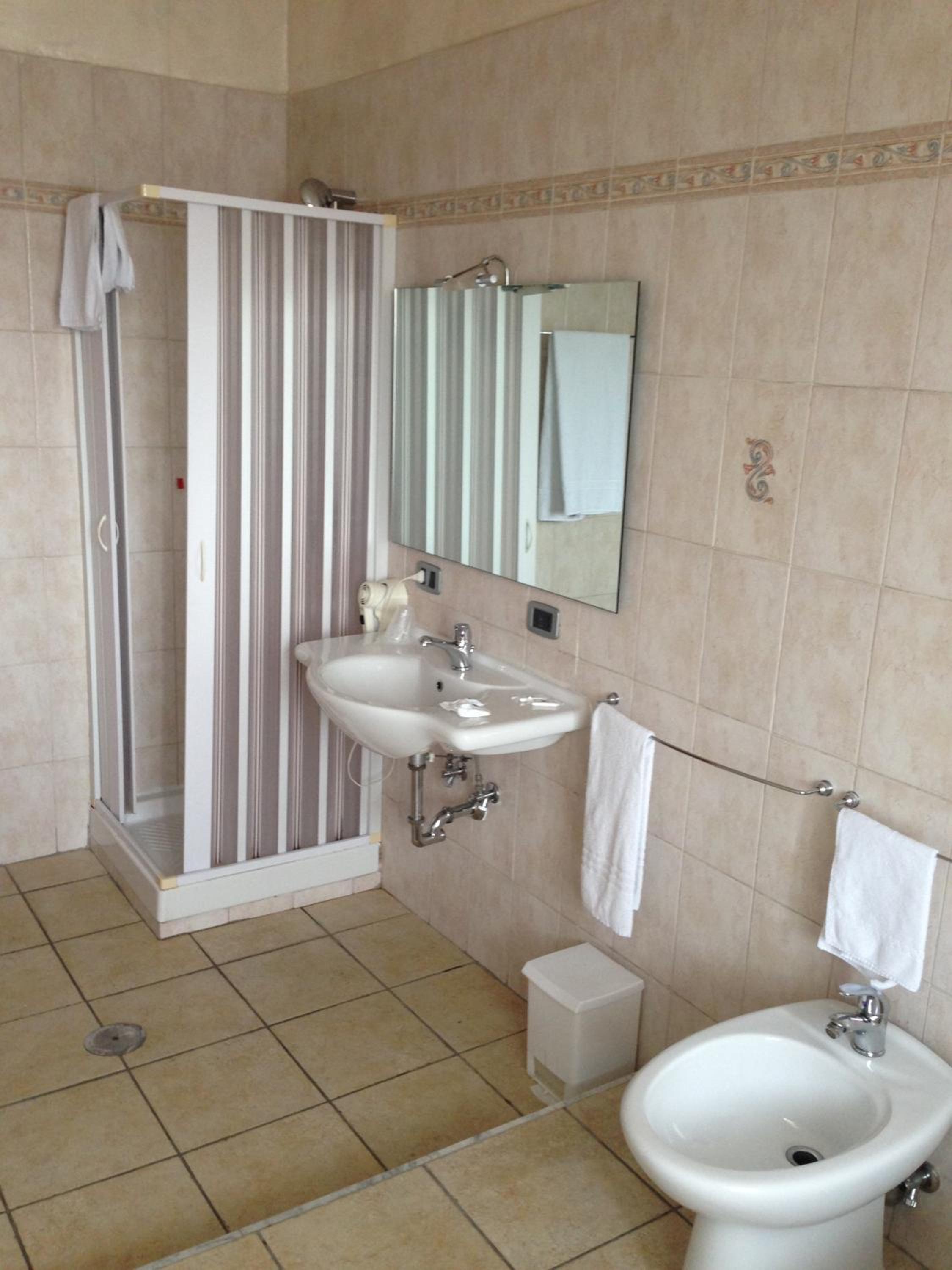 Quadruple Room photo 2