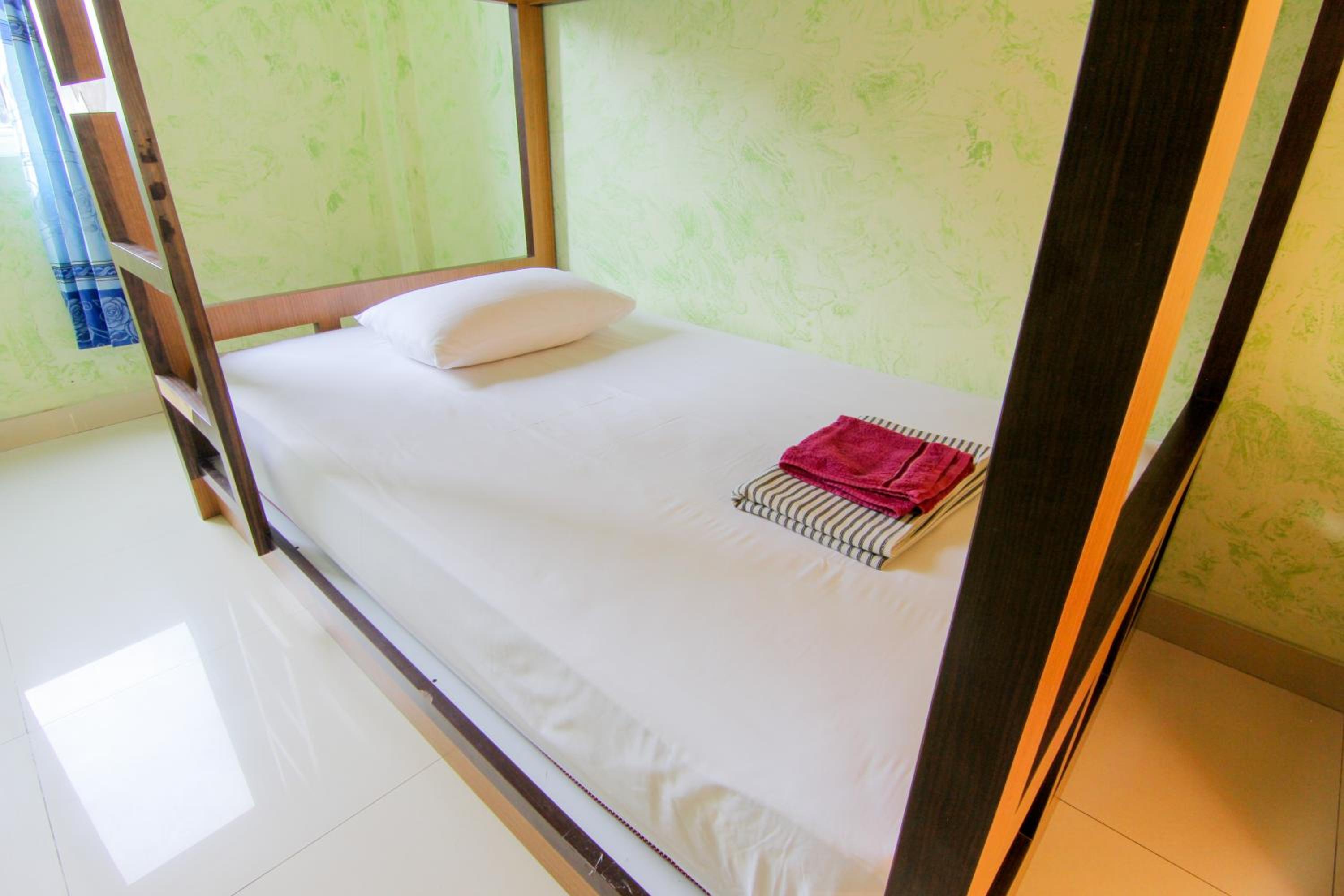 Standard Twin Room with Shared Bathroom photo 3