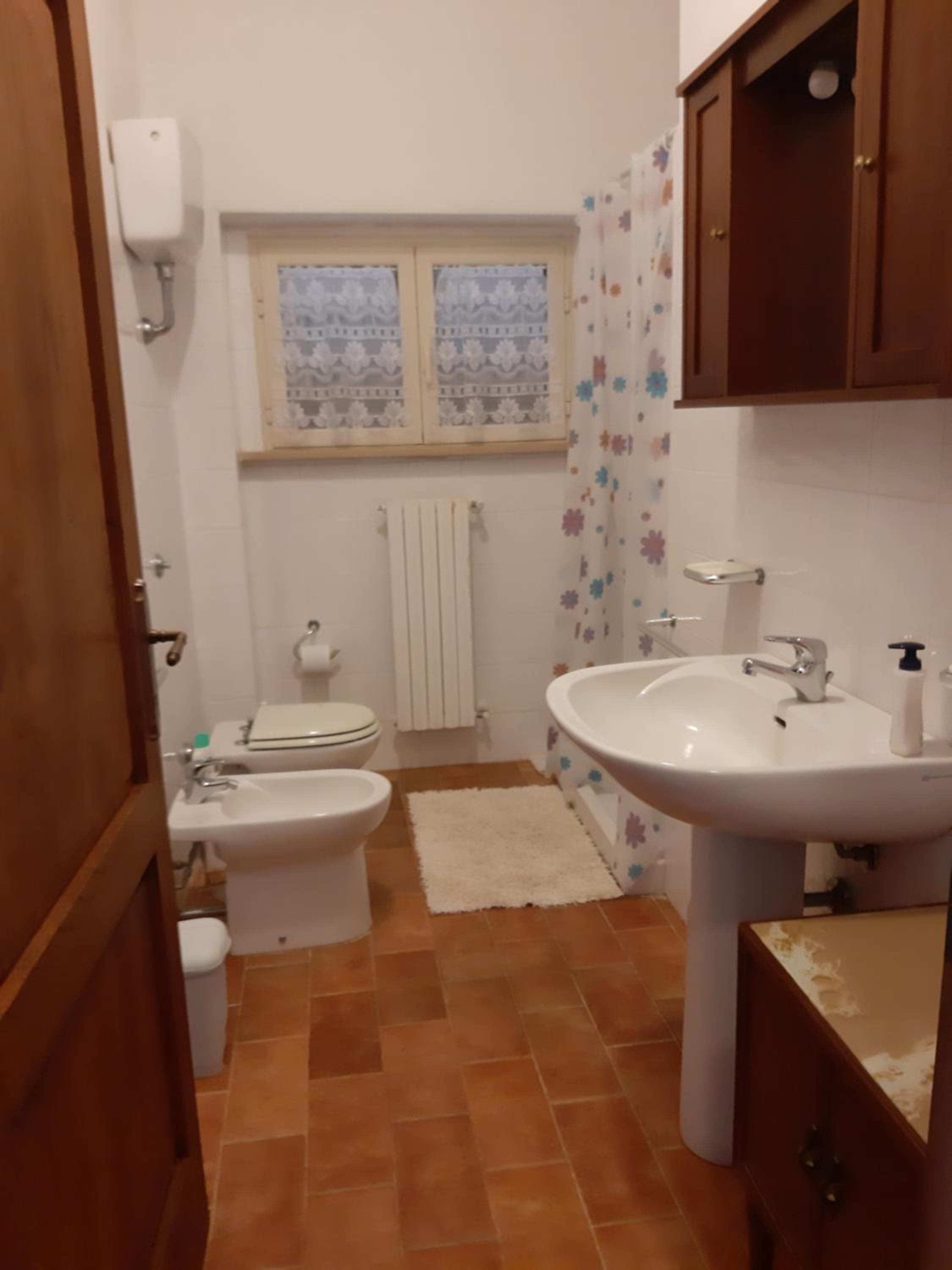 Two-Bedroom Apartment - Photo 30
