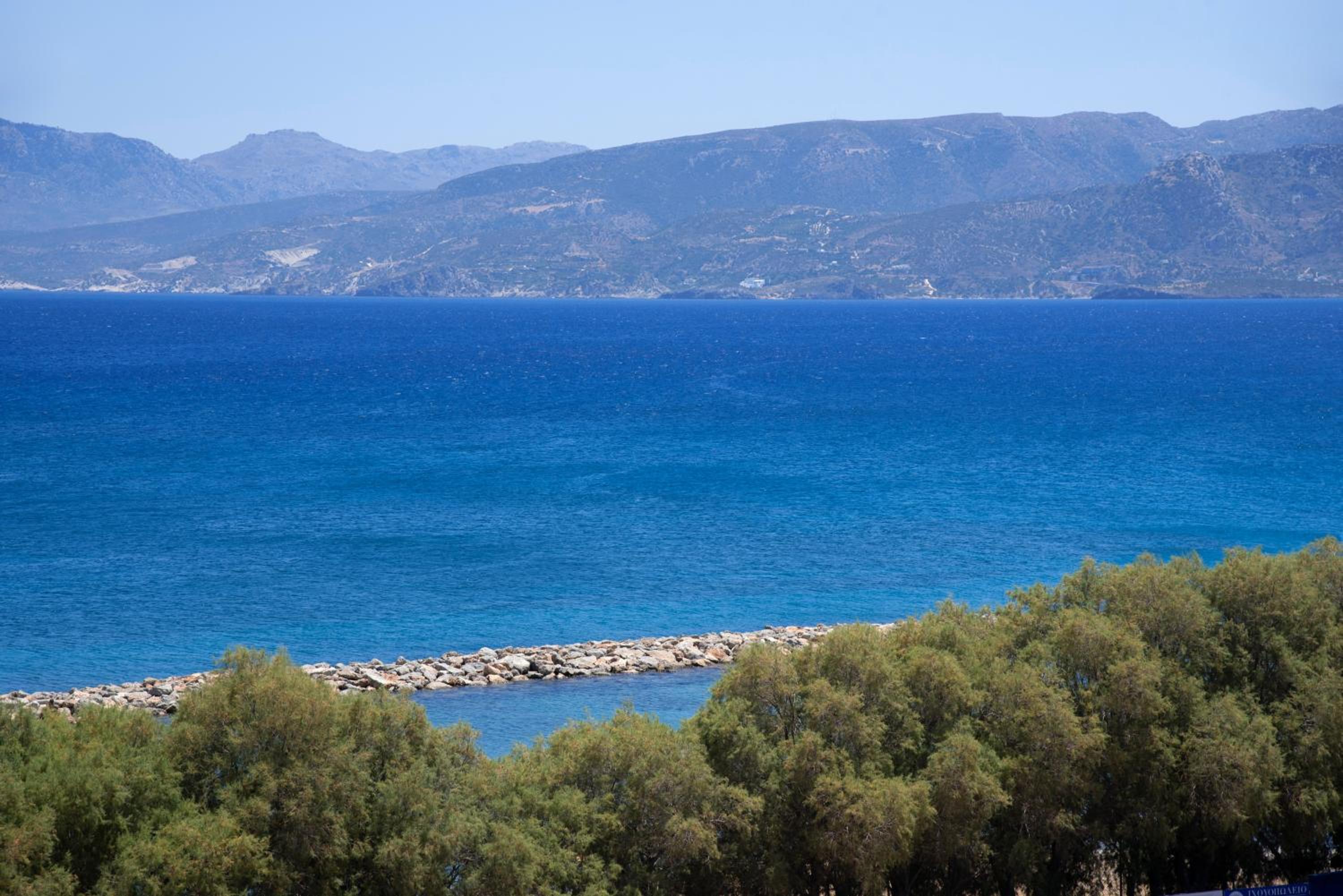 Deluxe Double Room with Sea View and minipool - Photo 16