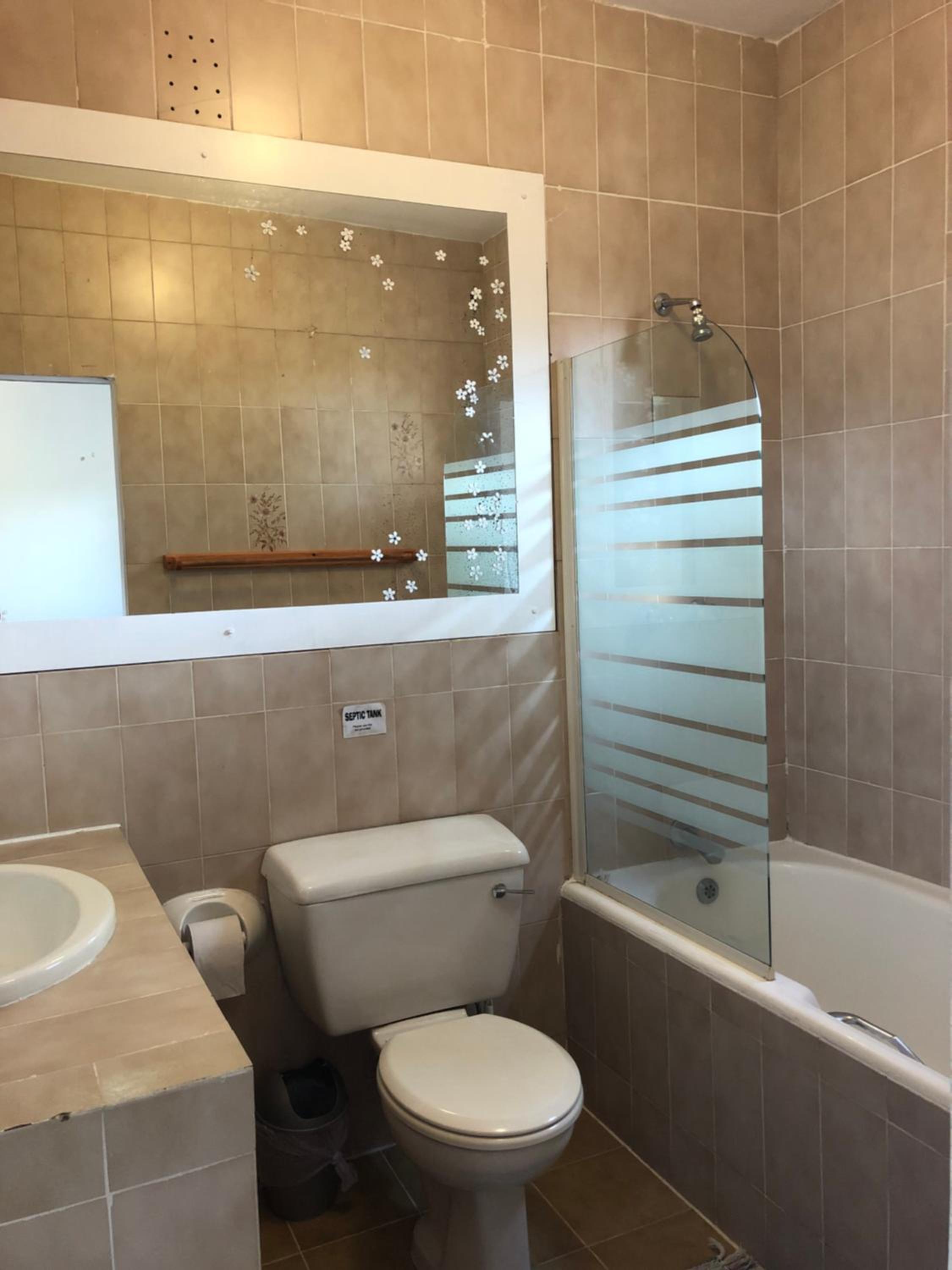 Suite - Photo 6